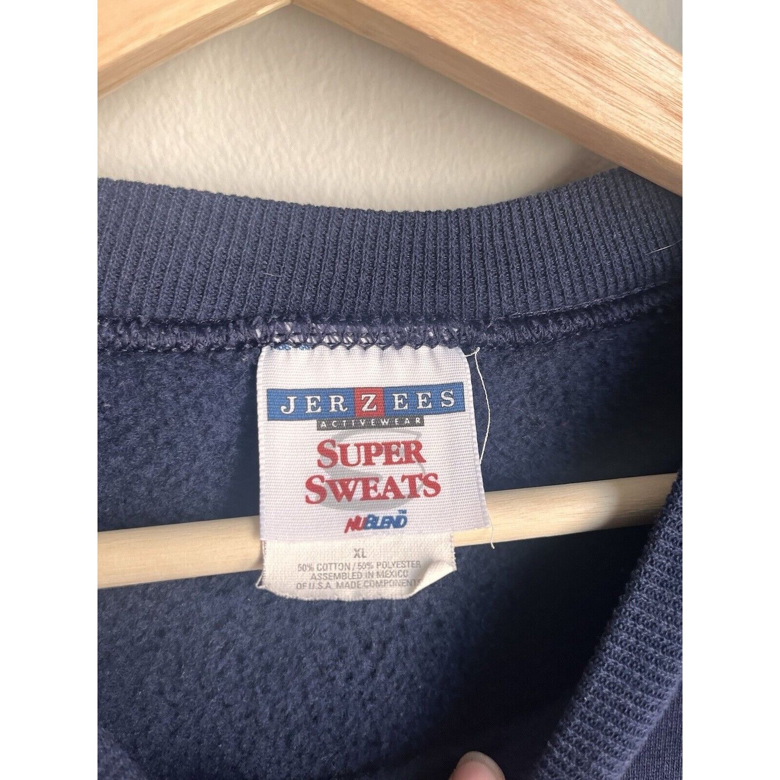 Jerzees VINTAGE JERZEES WINTER JUBILEE CHRISTMAS NAVY CREWNECK 90S Size US XL / EU 56 / 4 - 3 Thumbnail