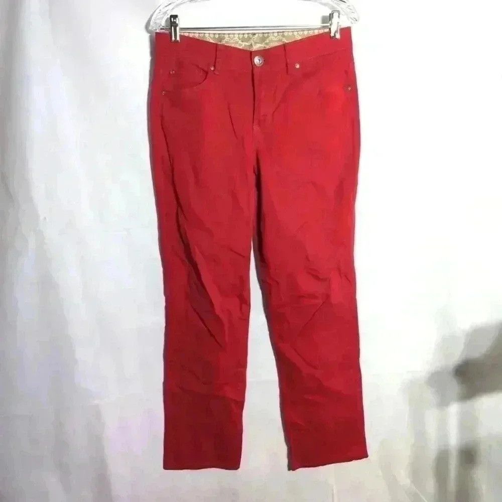 Designer Red Bandolino Misses Jeans Rear Pocket embroidered design Size 28" / US 6 / IT 42 - 1 Thumbnail