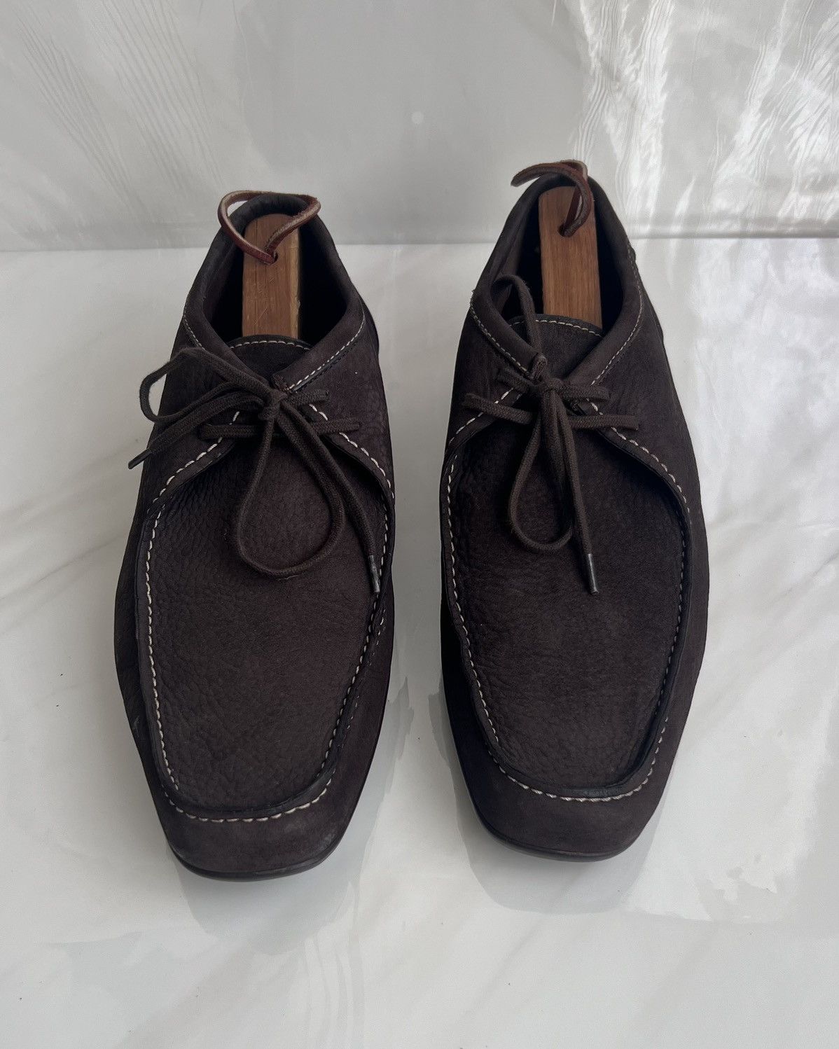 J.M. Weston J.M Weston Men’s Brown suede chukka lace up Dress shoes Size US 7.5 / EU 40-41 - 13 Thumbnail