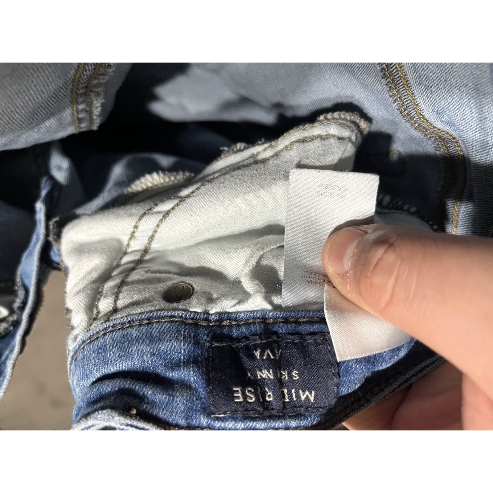 Lucky Brand VINTAGE Lucky Brand Jeans Blue Denim 5-Pocket Skinny Mid Rise Ava Ankle 29W 8/M Med Wash Womens Size 30" / US 8 / IT 44 - 6 Thumbnail