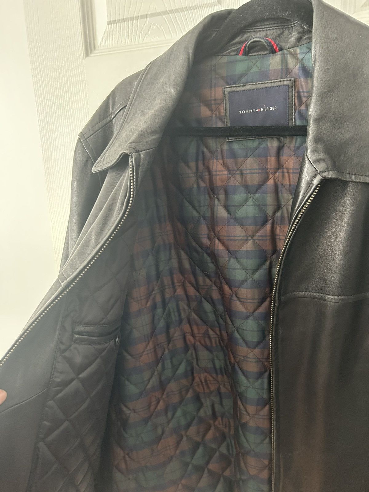 Tommy Hilfiger Tommy Hilfiger Leather Jacket Size US M / EU 48-50 / 2 - 2 Thumbnail