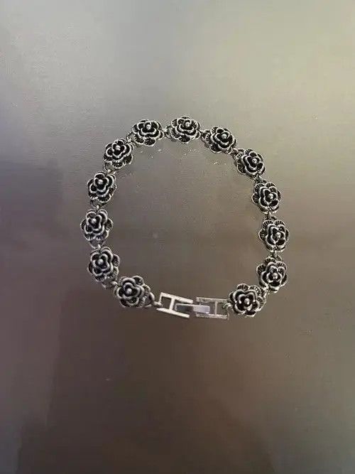 Japanese Brand Y2K Rose Bracelet Size ONE SIZE - 4 Thumbnail