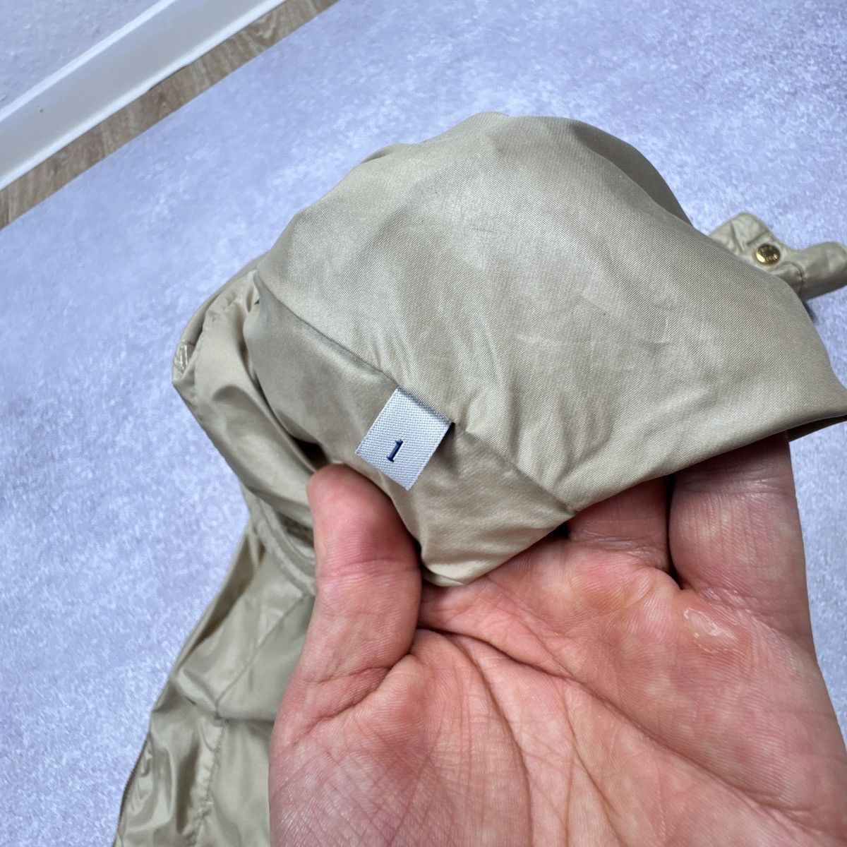 Moncler Women`s Moncler Big Logo Gold Polyester Light Jacket Size 1 Size S / US 4 / IT 40 - 18 Thumbnail