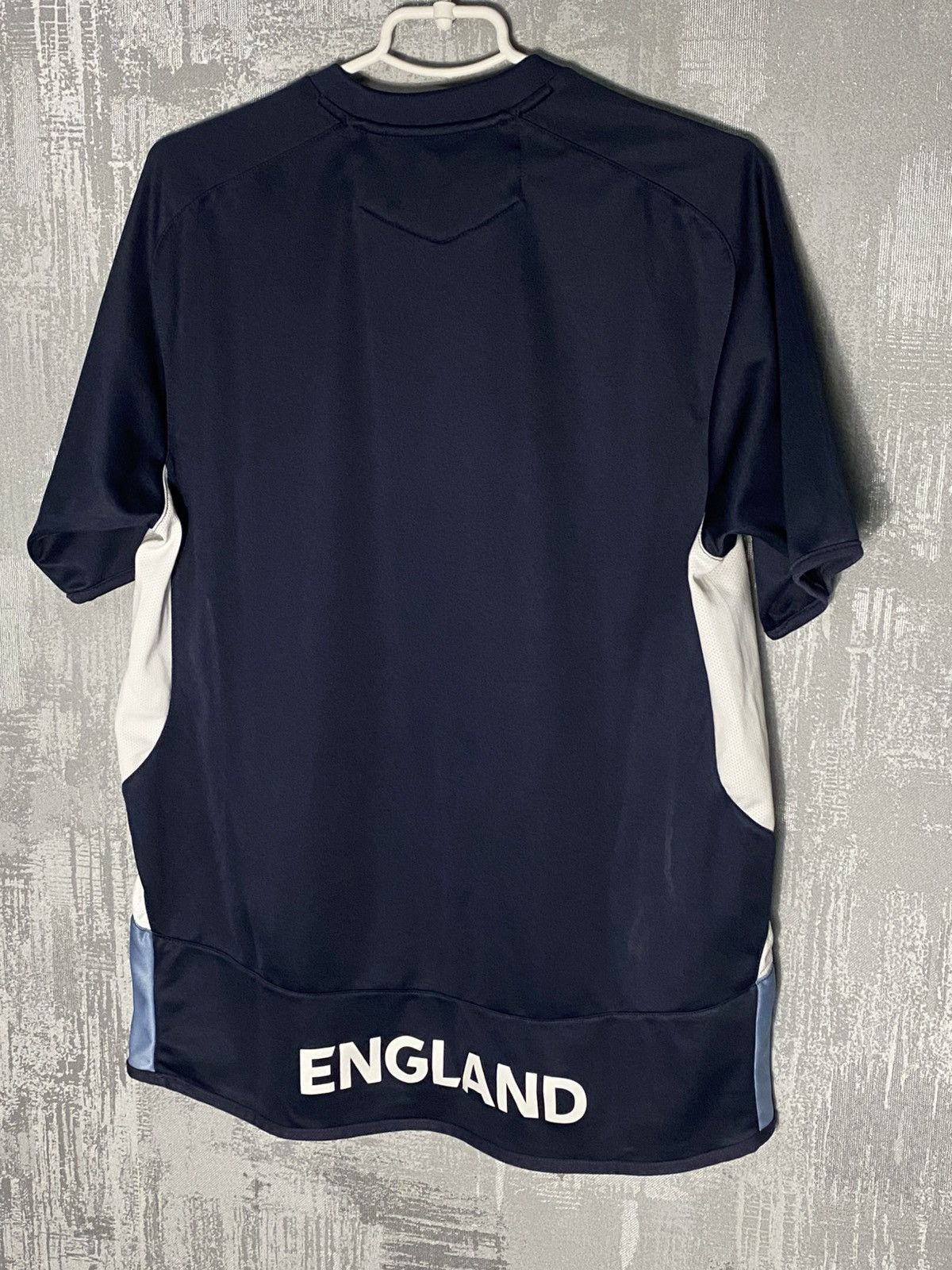 Umbro Vintage England Umbro Soccer Football Jersey 2000 Team Kit Size US L / EU 52-54 / 3 - 7 Thumbnail
