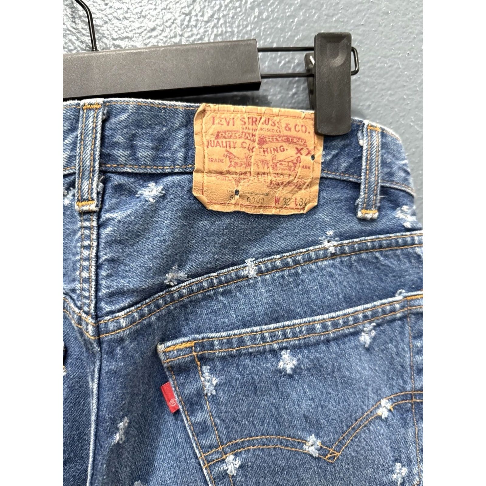 Levi's VINTAGE Levi's 501 Button Fly Perforated Denim Jeans Shirt? Size US 32 / EU 48 - 2 Thumbnail