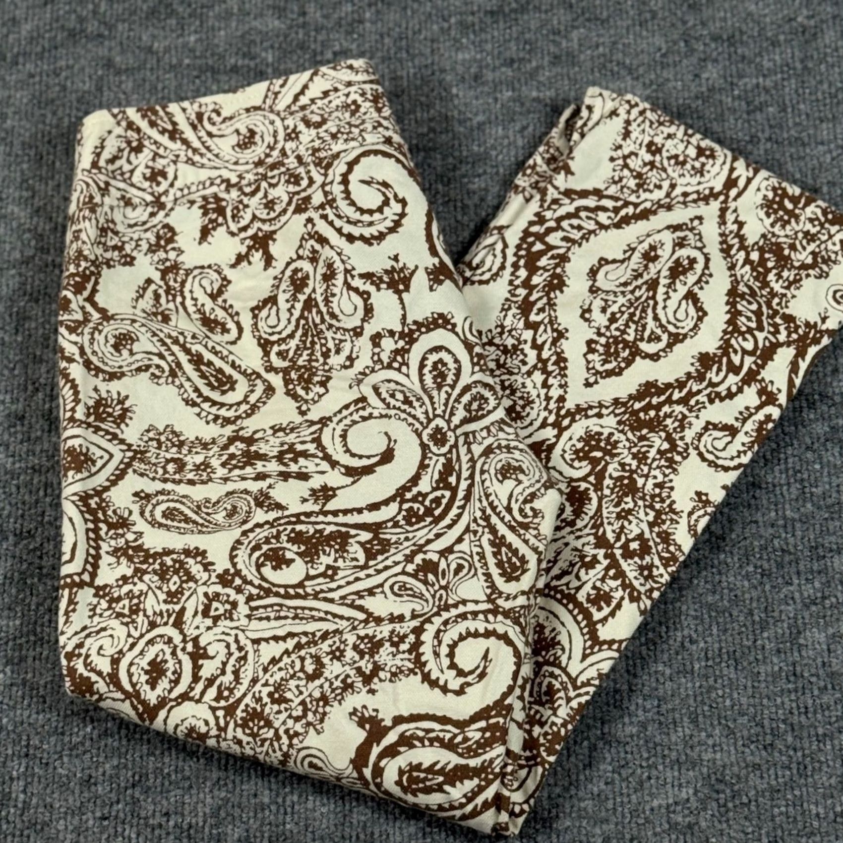 Gap Gap Retro Pants Capri Paisley Print Stretch Brown Beige Cropped Fall Women Size 2 Size 26" / US 2 / IT 38 - 2 Thumbnail