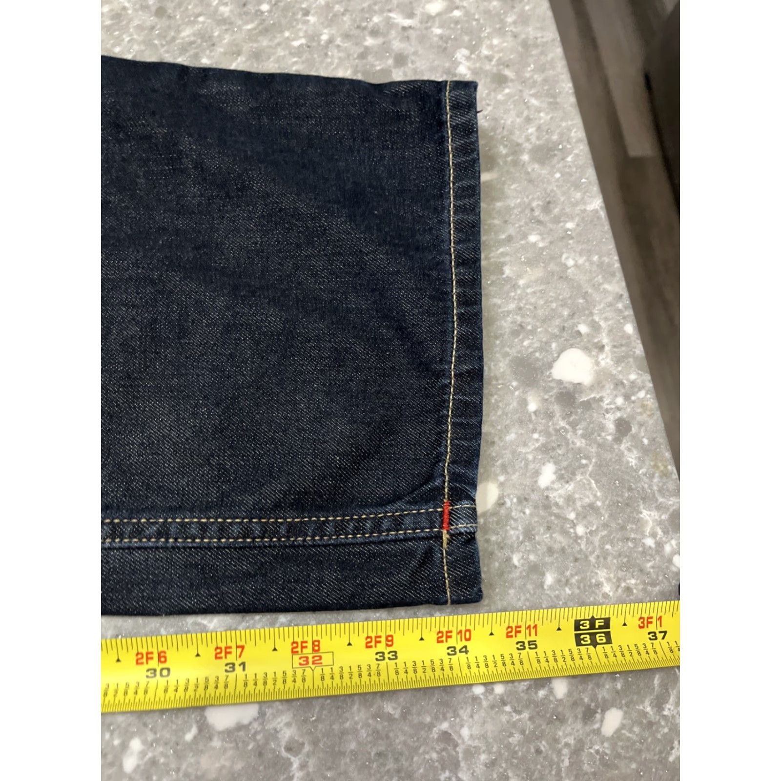 Robert Graham Robert Graham Jeans Mens 38x34 Classic Yates Straight Blue Denim 5-Pocket Stretch Mid Rise Size US 38 / EU 54 - 4 Thumbnail