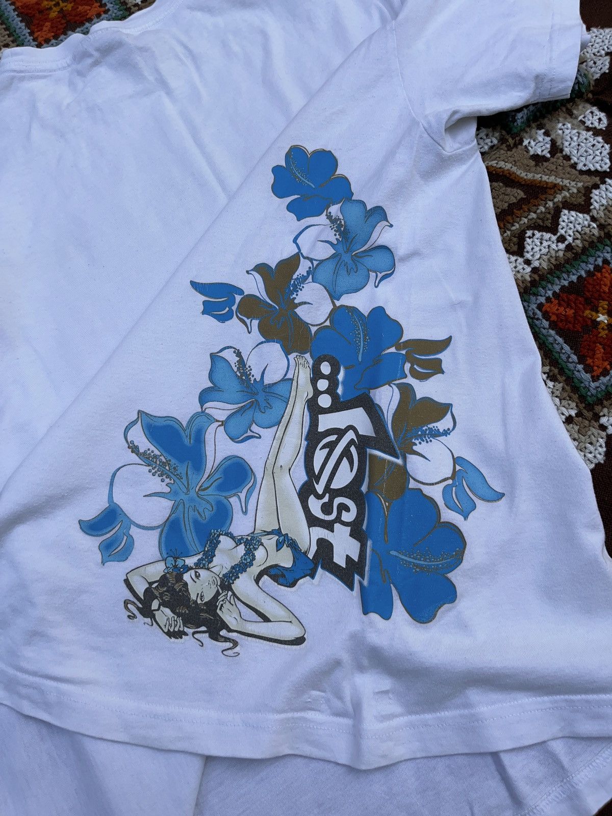 Hook-Ups × Lost Enterprises × Vintage Vintage Lost Enterprises Hawaiian Style Sexy Girl T-shirt Size US M / EU 48-50 / 2 - 9 Thumbnail