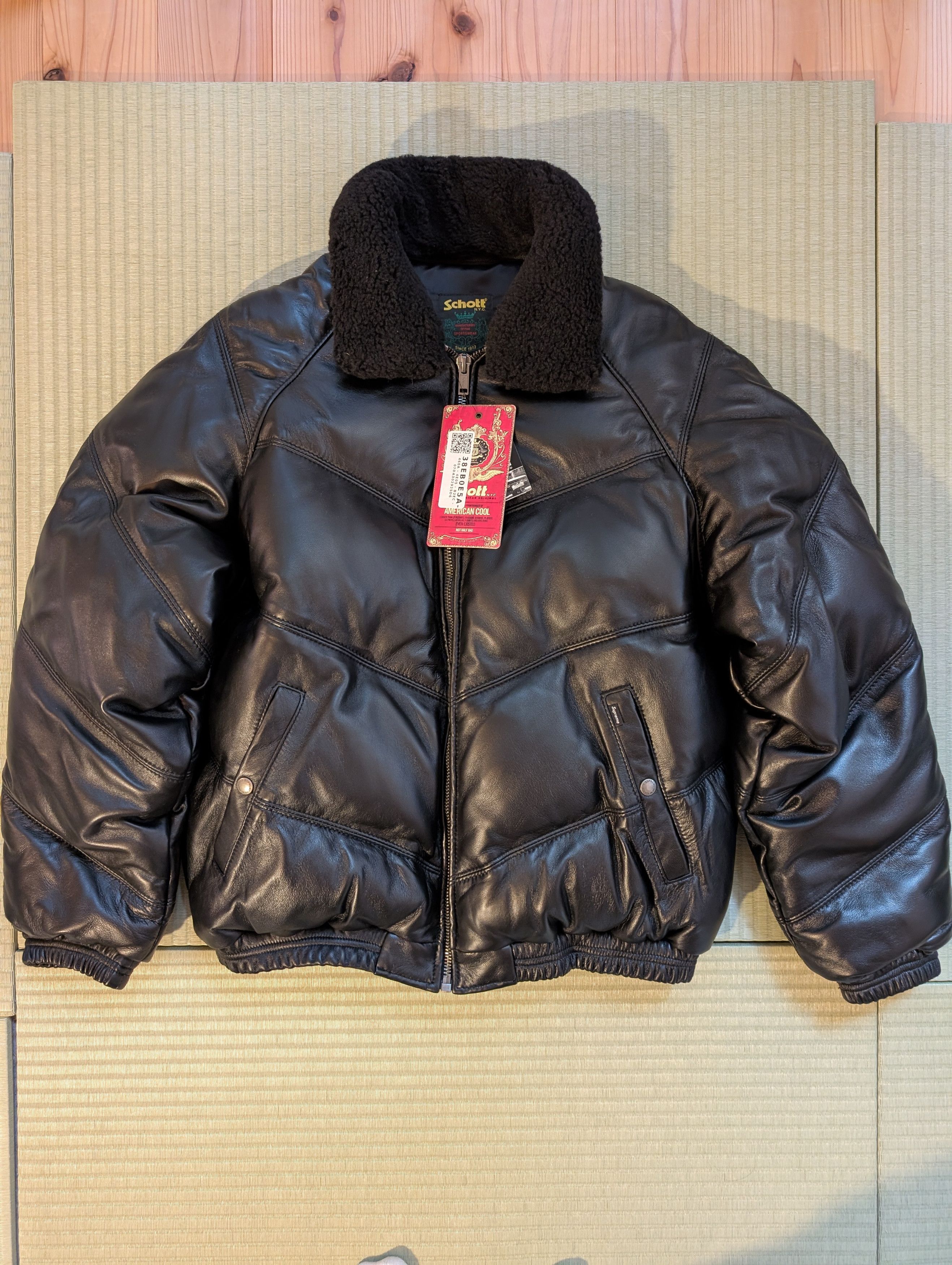 ジャケット・アウター Supreme Schott Chevron Leather Down Supreme Schott Chevron Leather Down Puffer Jacket Black Men's