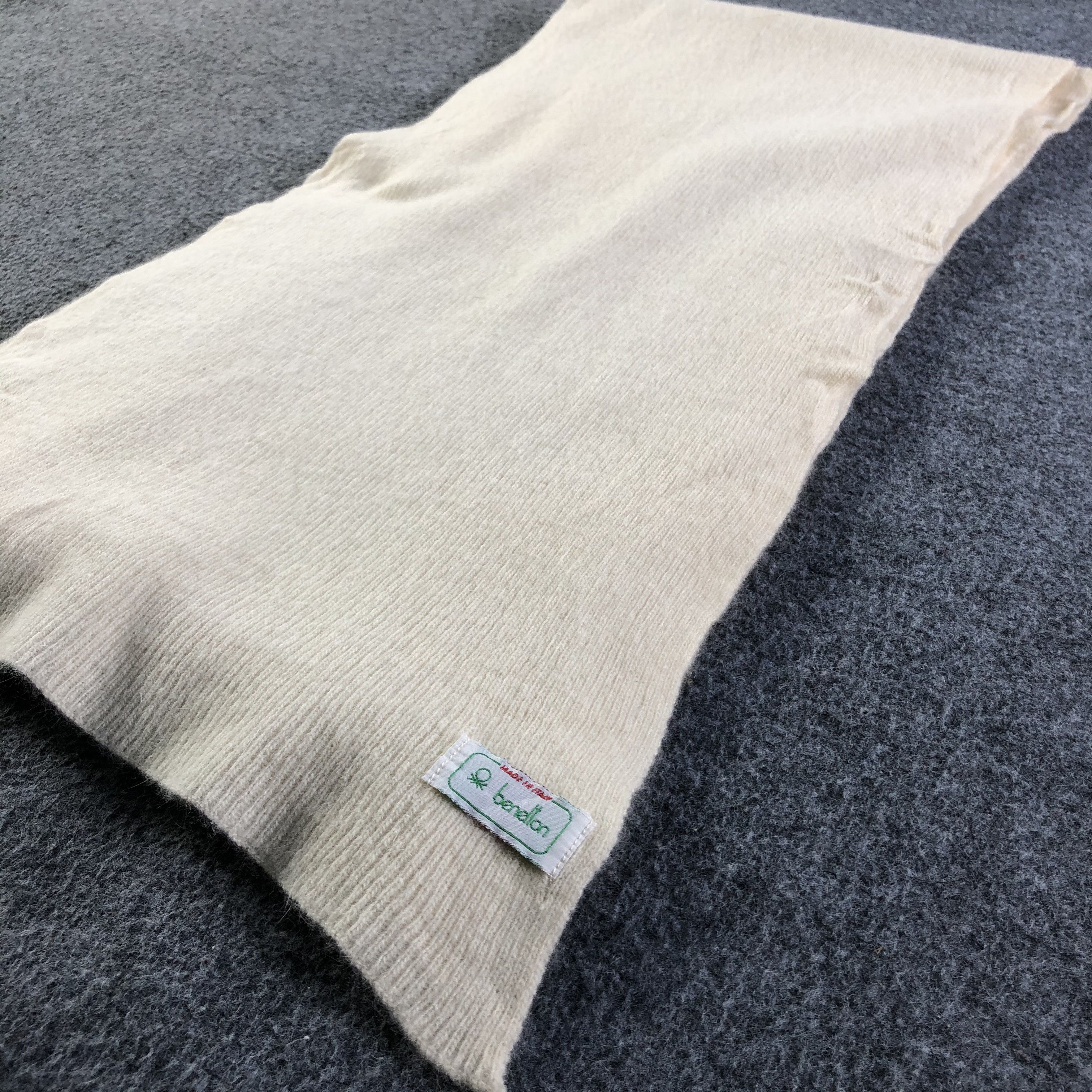 United Colors Of Benetton United Colors Of Benetton Scarf / Muffler / Neckwear Size ONE SIZE - 2 Thumbnail