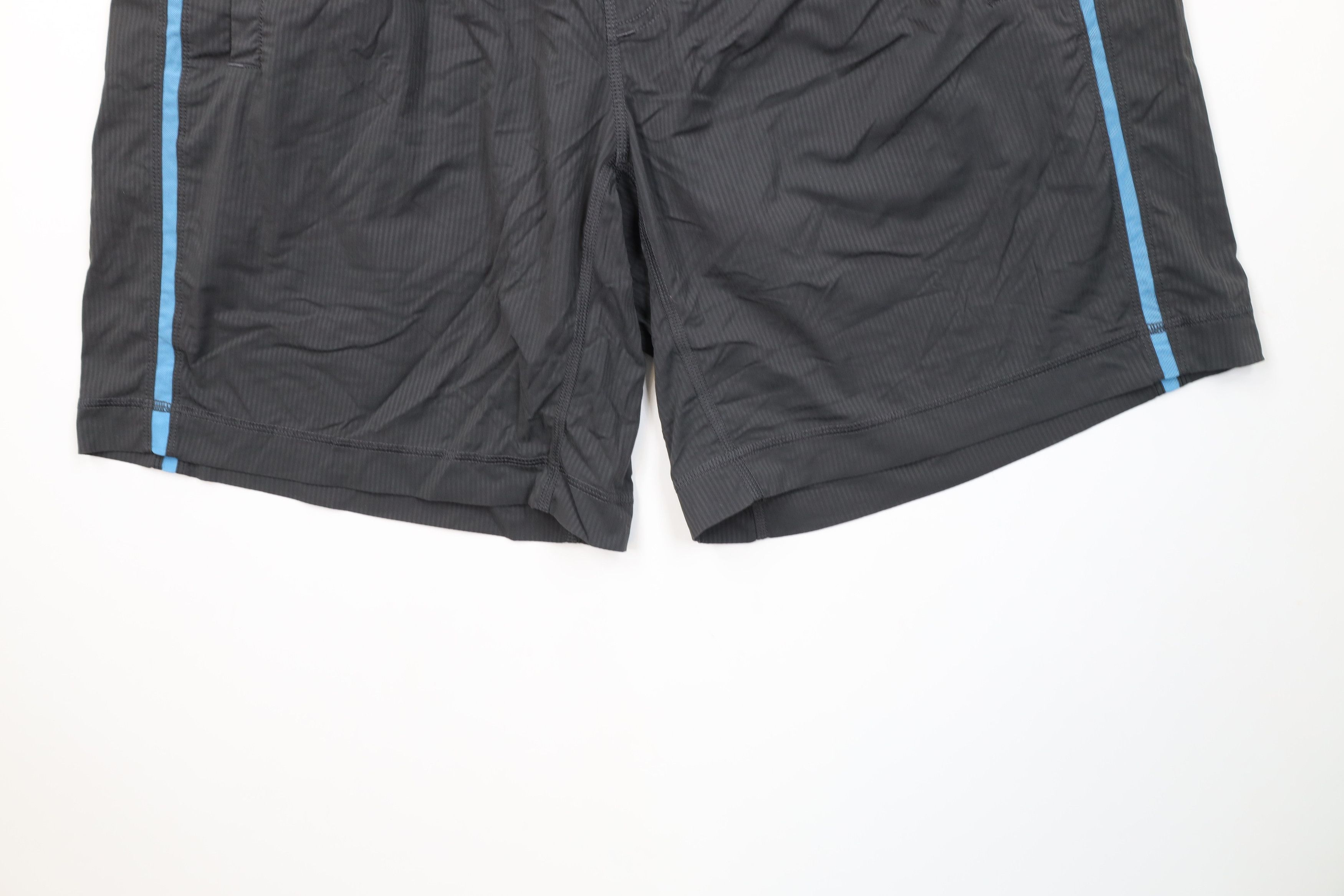 Lululemon Lululemon Lined Gym Yoga Jogging Running Shorts Gray Striped Size US 38 / EU 54 - 4 Thumbnail