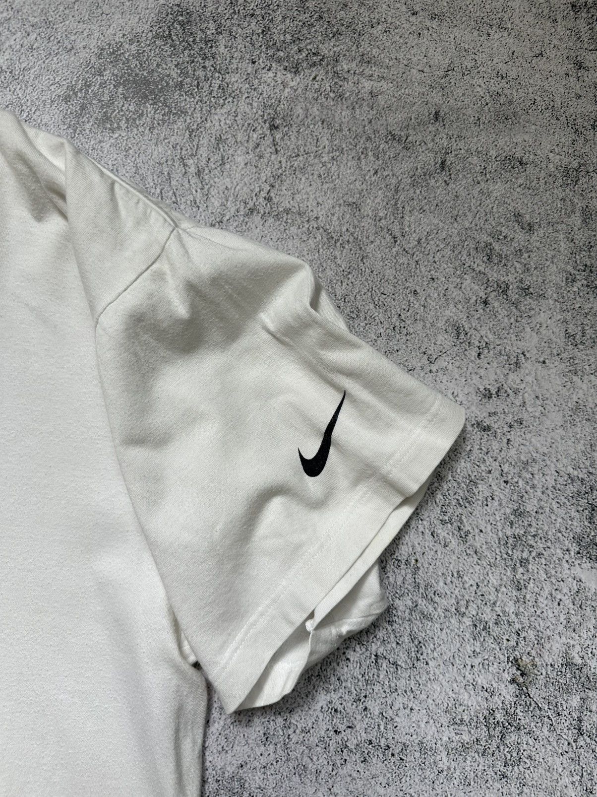 Nike Vintage Nike T-shirt Court Big Logo Size US XL / EU 56 / 4 - 8 Thumbnail