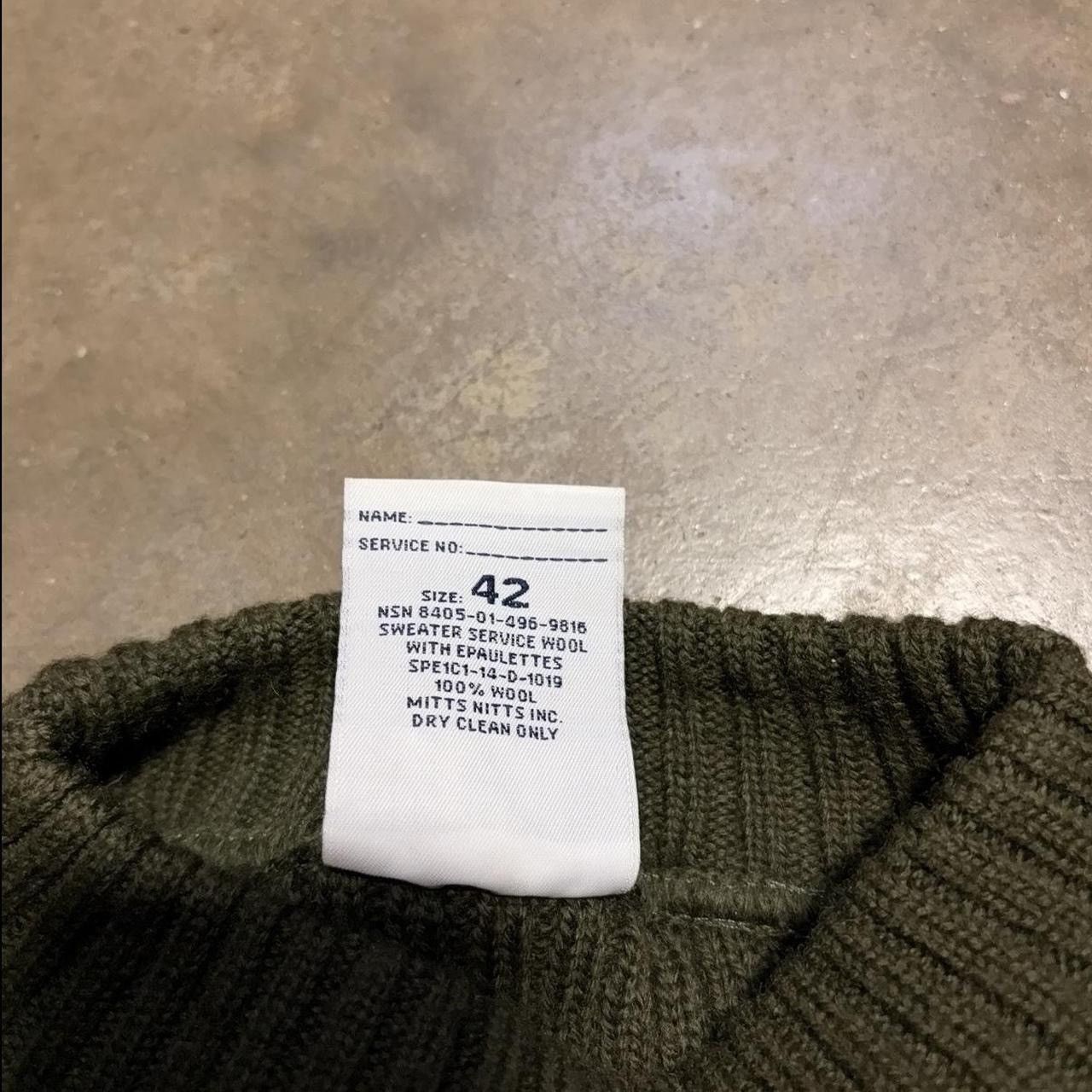 Vintage Vintage DCSP Military Sweater Ribbed Knit Army Olive Green Size US L / EU 52-54 / 3 - 7 Thumbnail