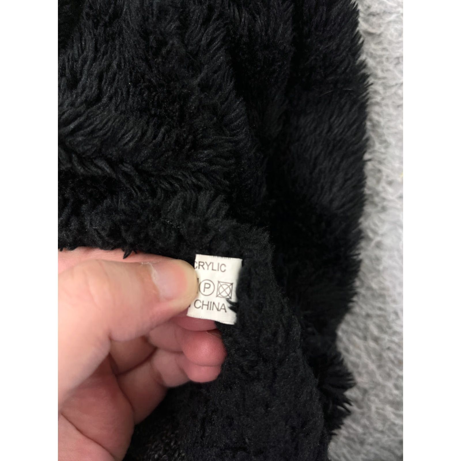 Vintage REDESS Beanie Toque Womens One Size Black Sherpa Fleece 100% Acrylic Lined Size ONE SIZE - 7 Thumbnail