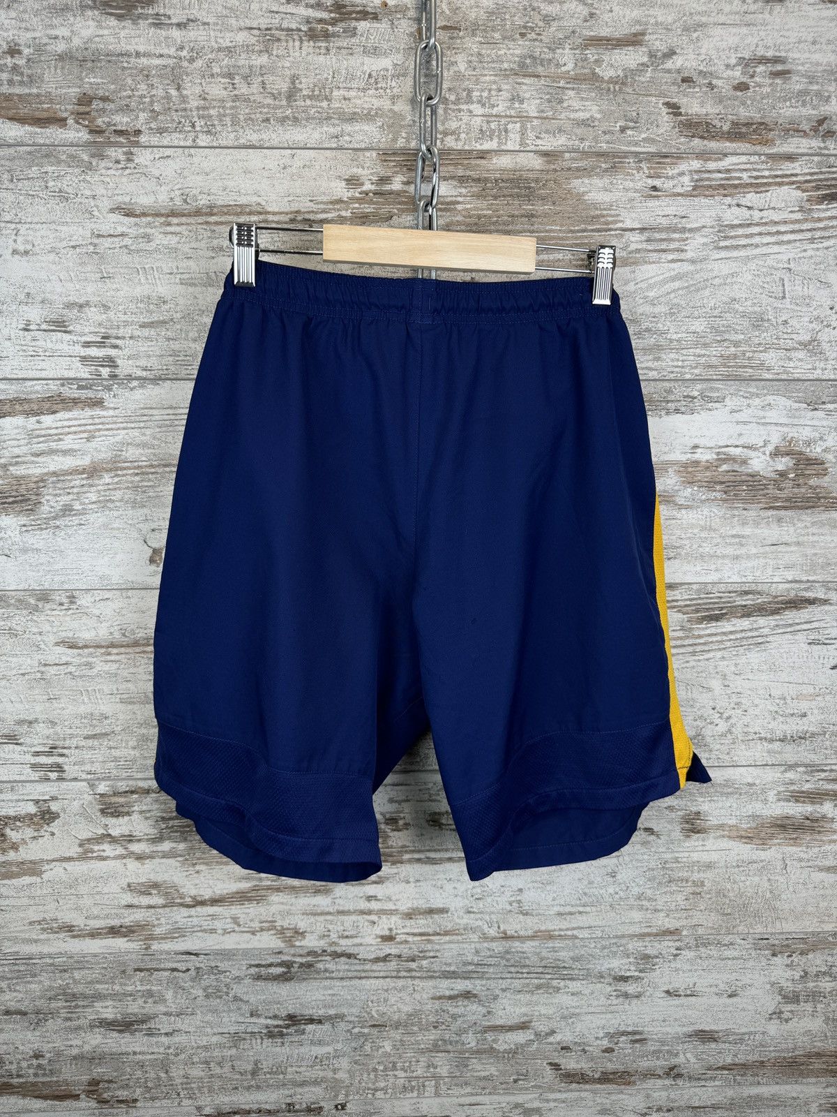 Nike × Vintage Mens Vintage Nike FC Barcelona Soccer shorts football Size US 32 / EU 48 - 5 Thumbnail
