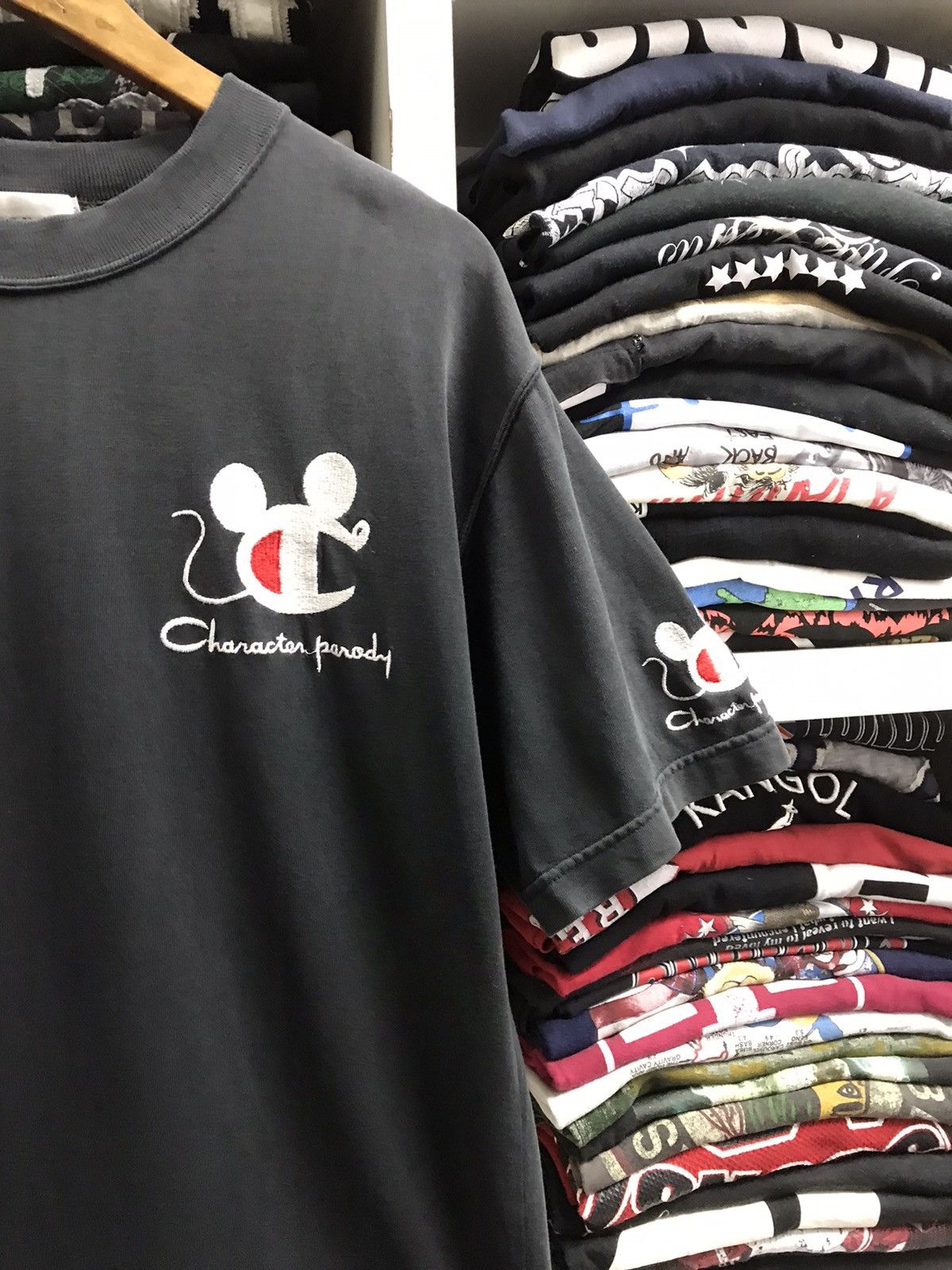 Vintage Vintage Champion Caracter parody tee Size US M / EU 48-50 / 2 - 6 Thumbnail