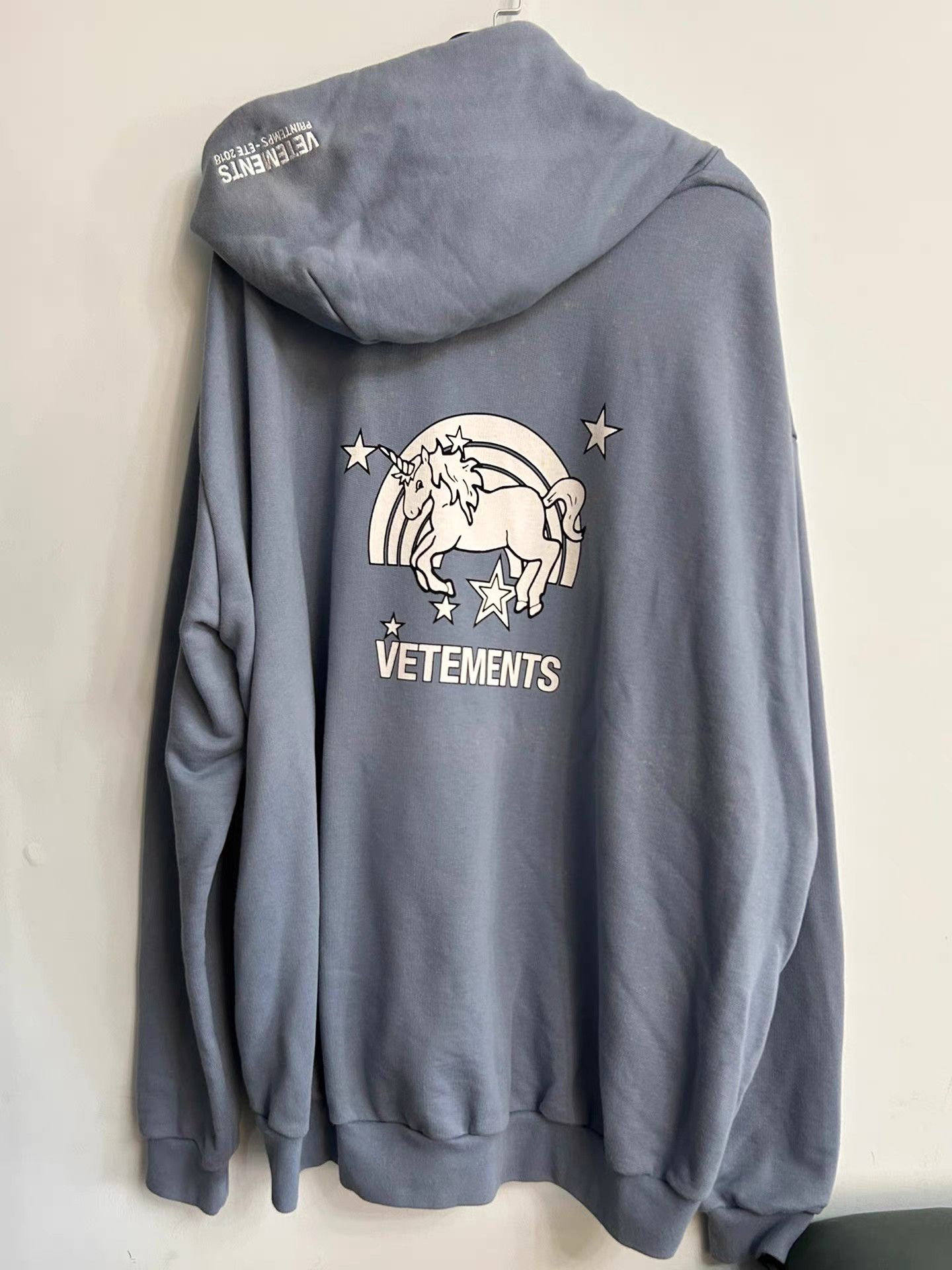 Vetements Vetements blue unicorn hoodie Size US M / EU 48-50 / 2 - 2 Thumbnail