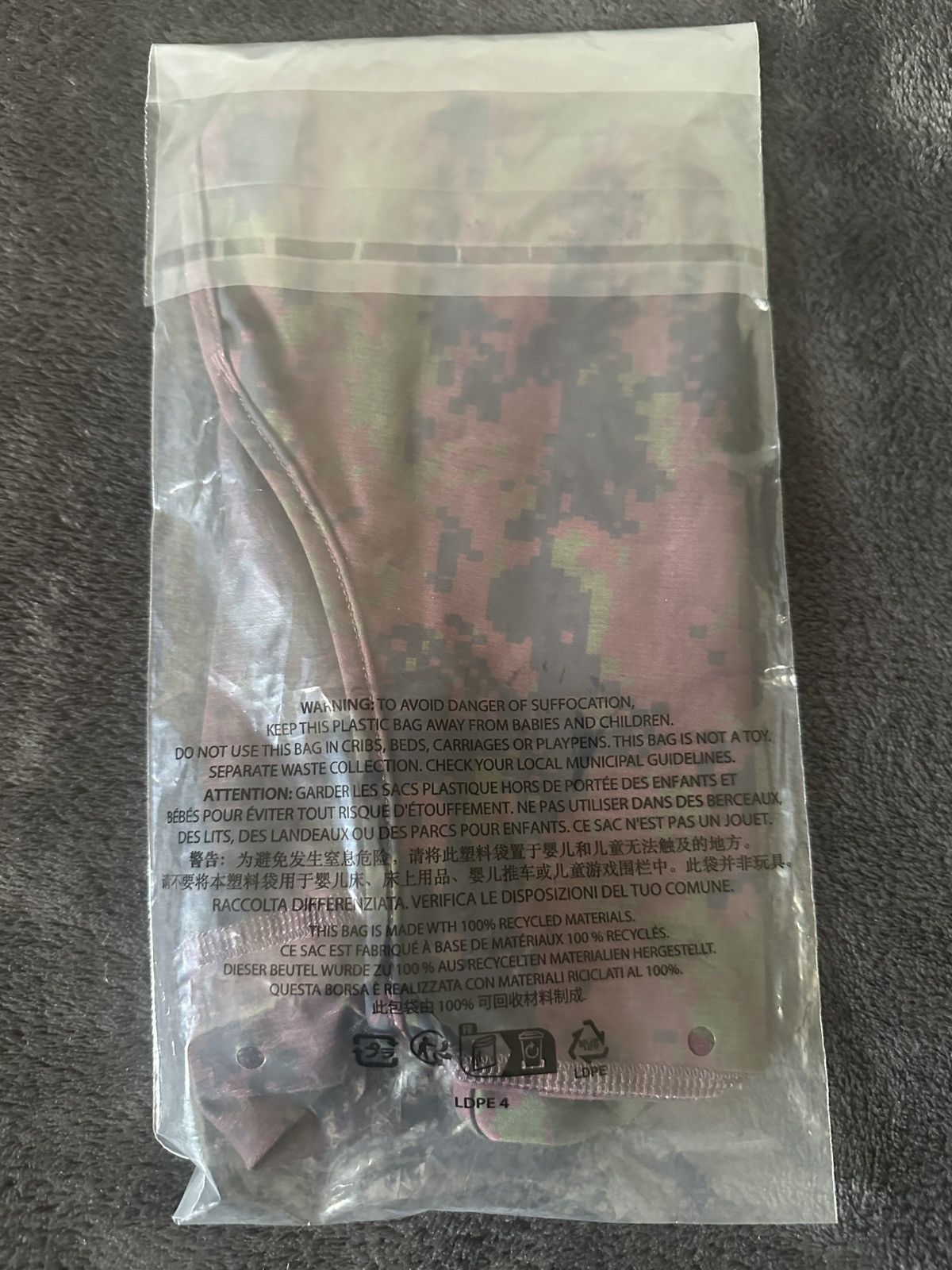 Supreme SUPREME HEAT REACTIVE DIGI CAMO BALACLAVA Size ONE SIZE - 2 Thumbnail