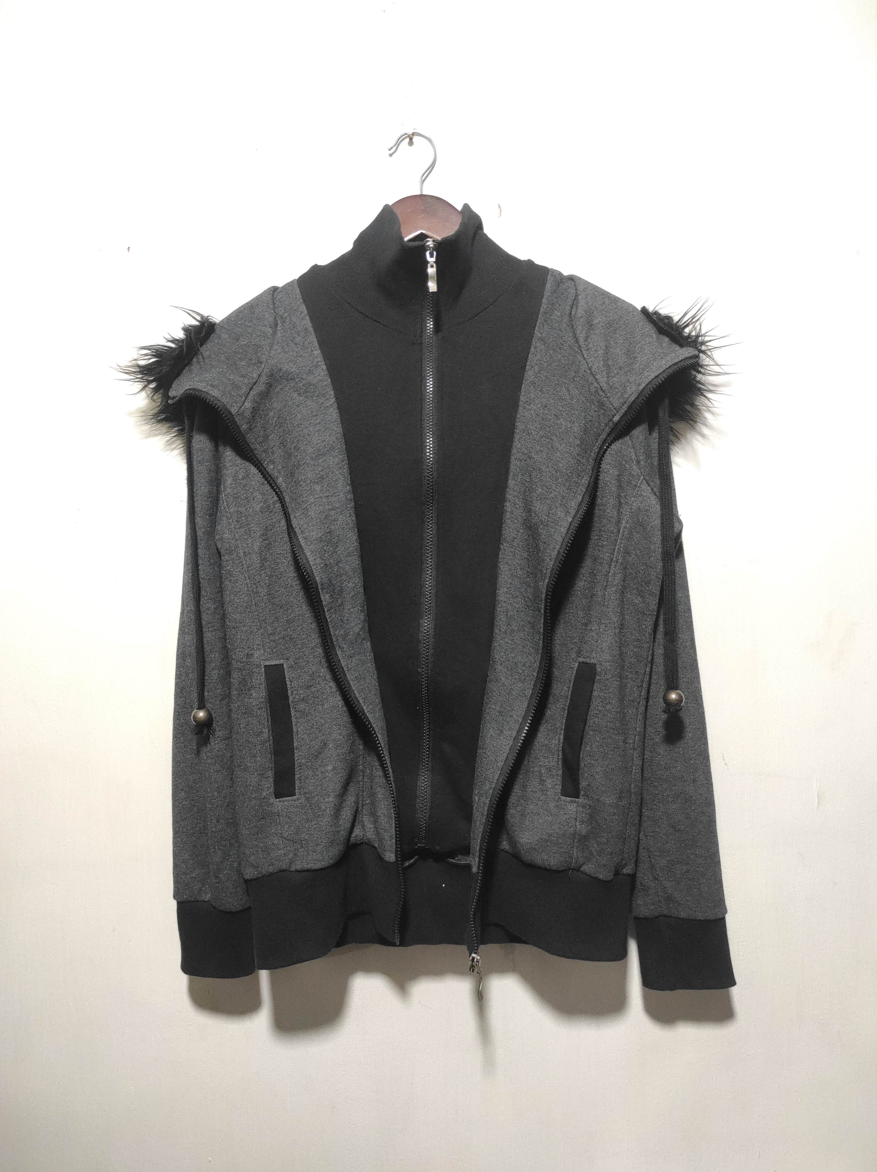 Hysteric Glamour Hit Double Layer Zipper Fur Hoodie i6w9 Lgb Style Size US S / EU 44-46 / 1 - 5 Thumbnail