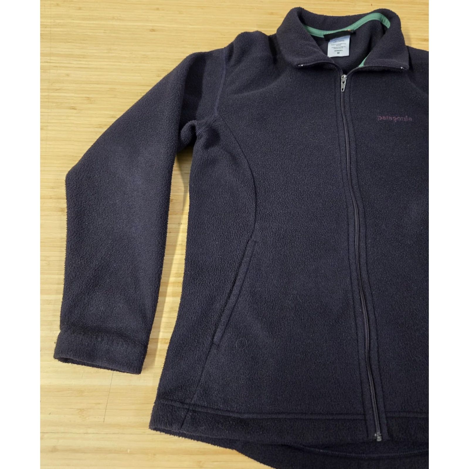 Patagonia Patagonia Jacket Womens Medium Navy Synchilla Full Zip Fleece Outdoor Hiking Size M / US 6-8 / IT 42-44 - 3 Thumbnail