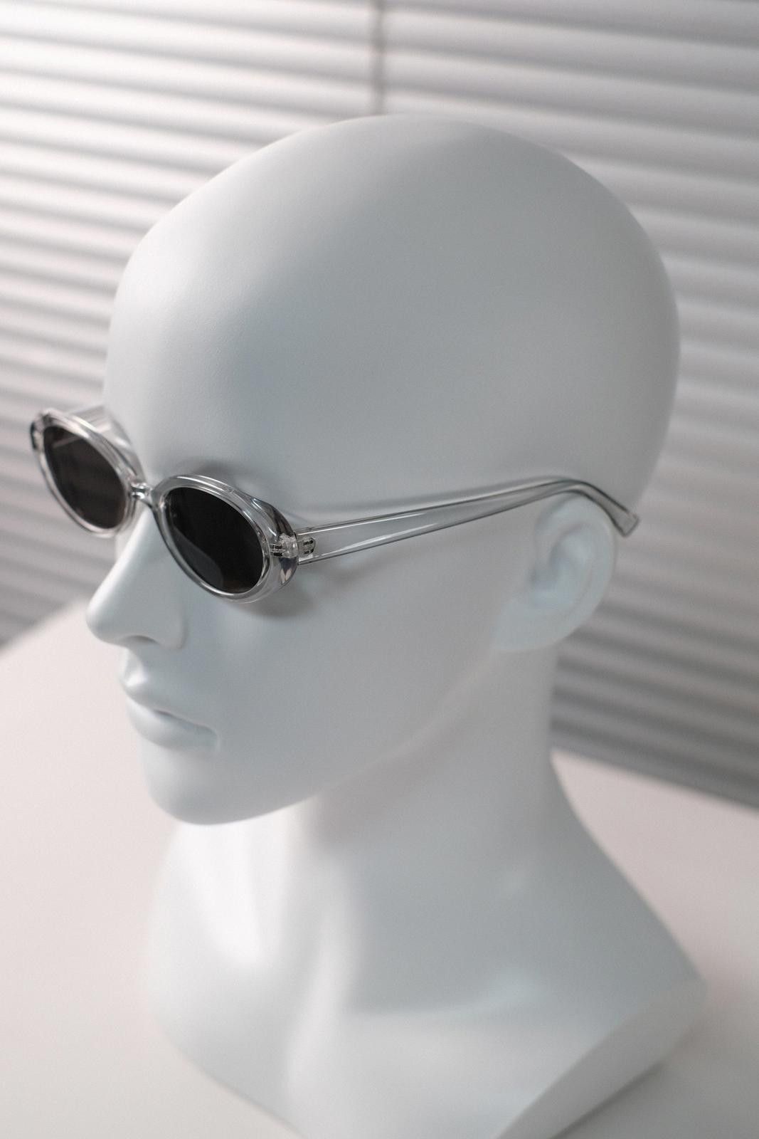 Japanese Brand Rare Vtg Y2k Cat Eye Transparent White Sunglasses Unisex OS Size ONE SIZE - 4 Thumbnail
