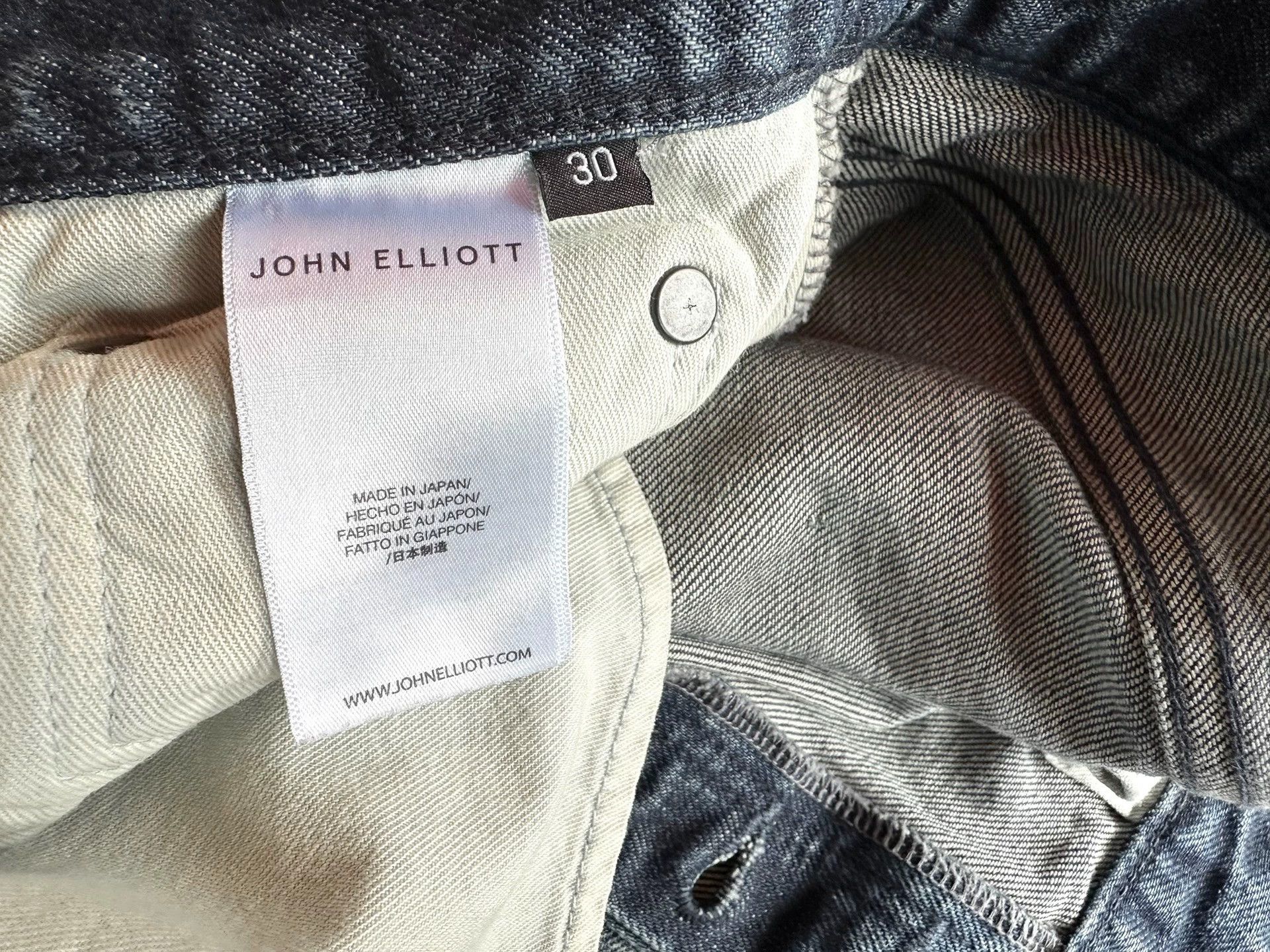 John Elliott John Elliott THE CAST 2 SLIM Heavy Wash Okayama Japan 30 Size US 30 / EU 46 - 7 Thumbnail