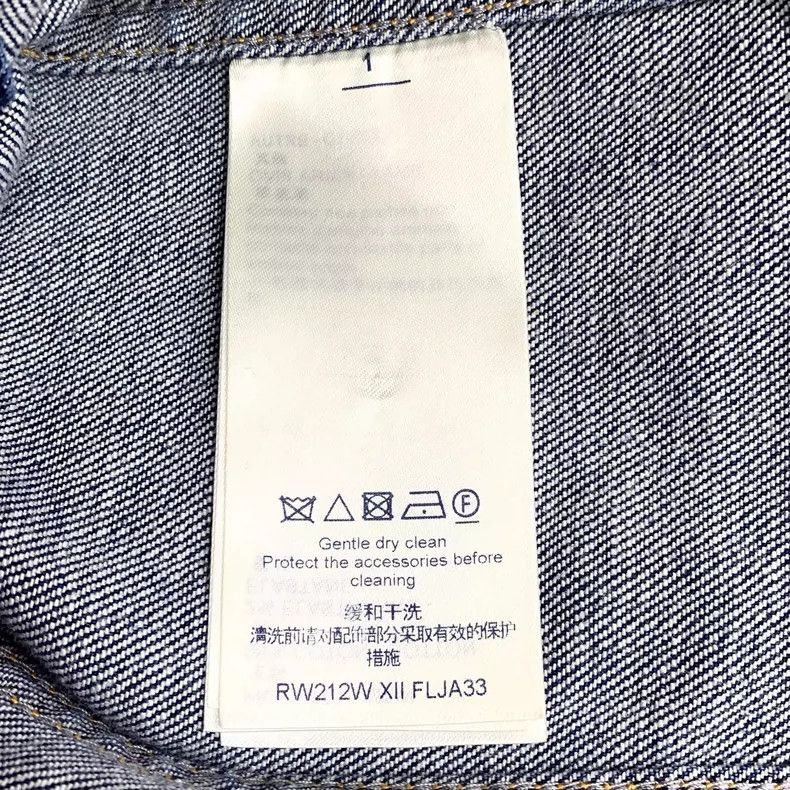 Louis Vuitton Louis Vuitton Denim Jacket with Logo Patch-2506 Size XS / US 0-2 / IT 36-38 - 7 Thumbnail