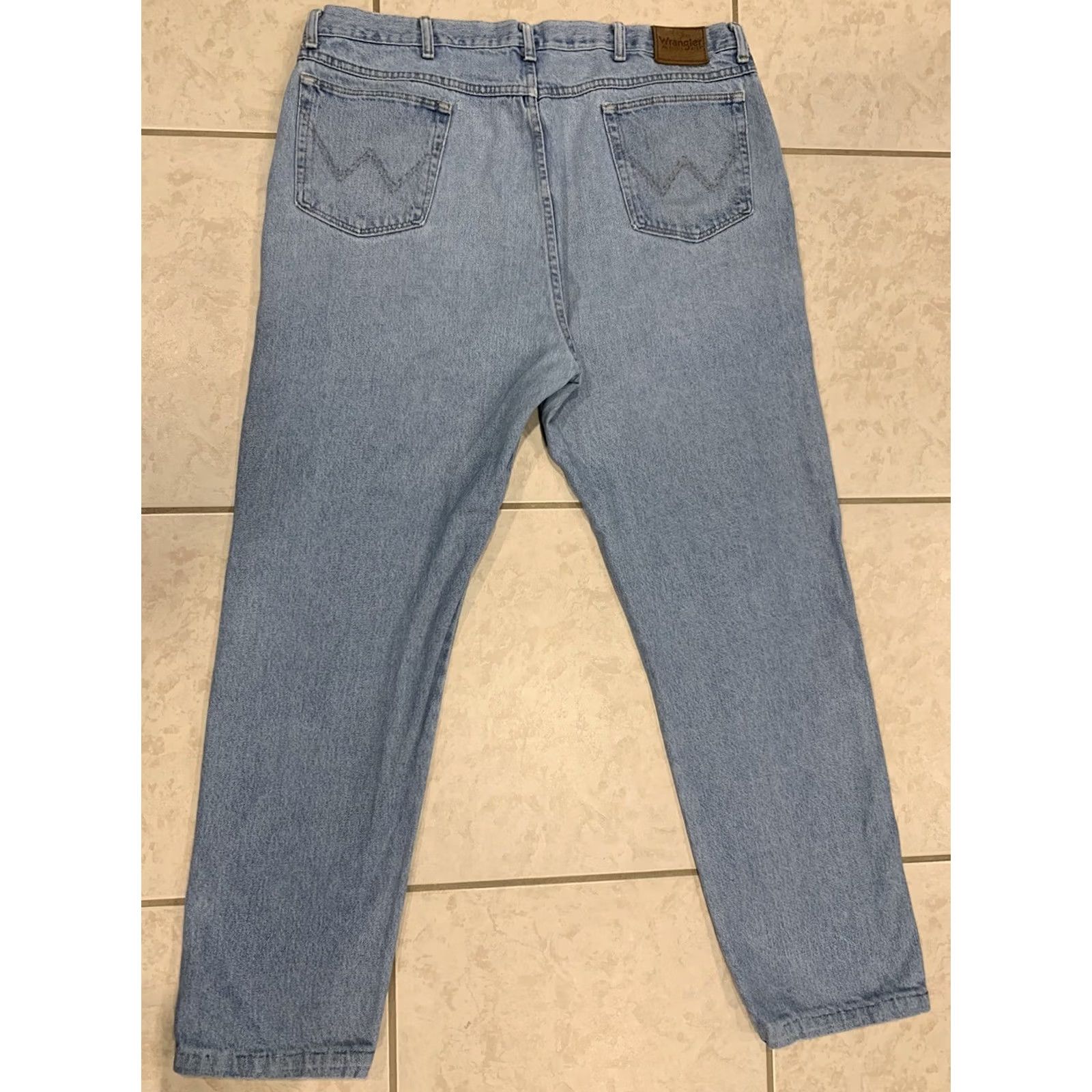 Wrangler Wrangler Jeans Men's 40x32 Rugged Wear Straight Leg Blue Denim Light Wash Size US 40 / EU 56 - 4 Thumbnail