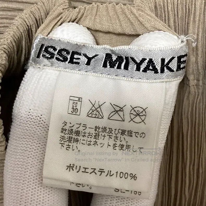 Issey Miyake Issey Miyake Toothpick-Pleated Midi Skirt Size 25" / US 0 / IT 36 - 2 Thumbnail