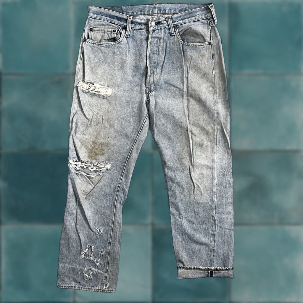 Levi's VINTAGE Levi's 501 Jeans 36x31 Light Wash USA Redline Selvedge 80s 90s 70s 501 XX Men Jeans Straight Distressed Classic Size US 36 / EU 52 - 1 Thumbnail