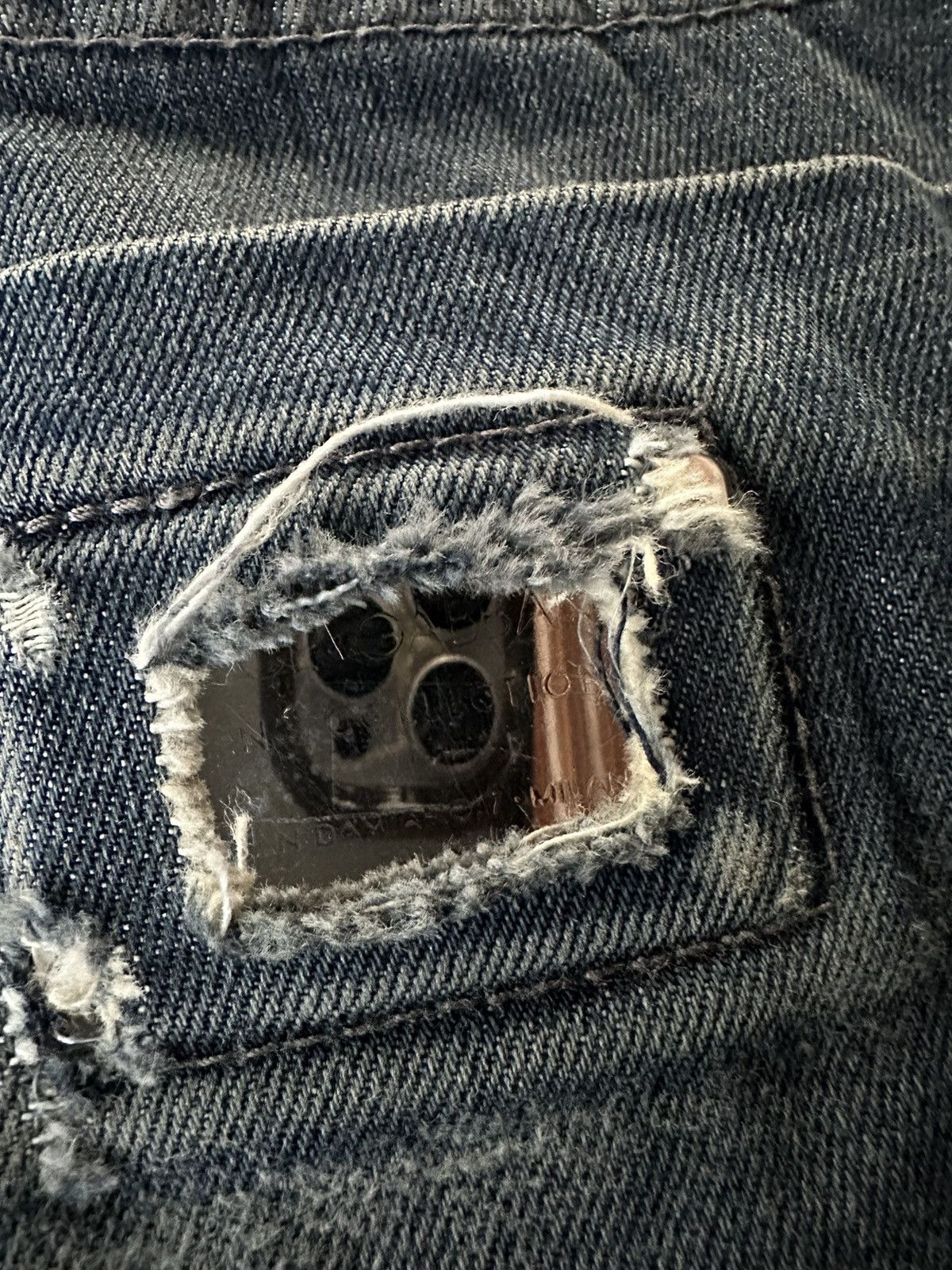 Dolce & Gabbana Vintage Dolce Gabbana Distressed Denim 32x32 D542 Size US 32 / EU 48 - 11 Thumbnail