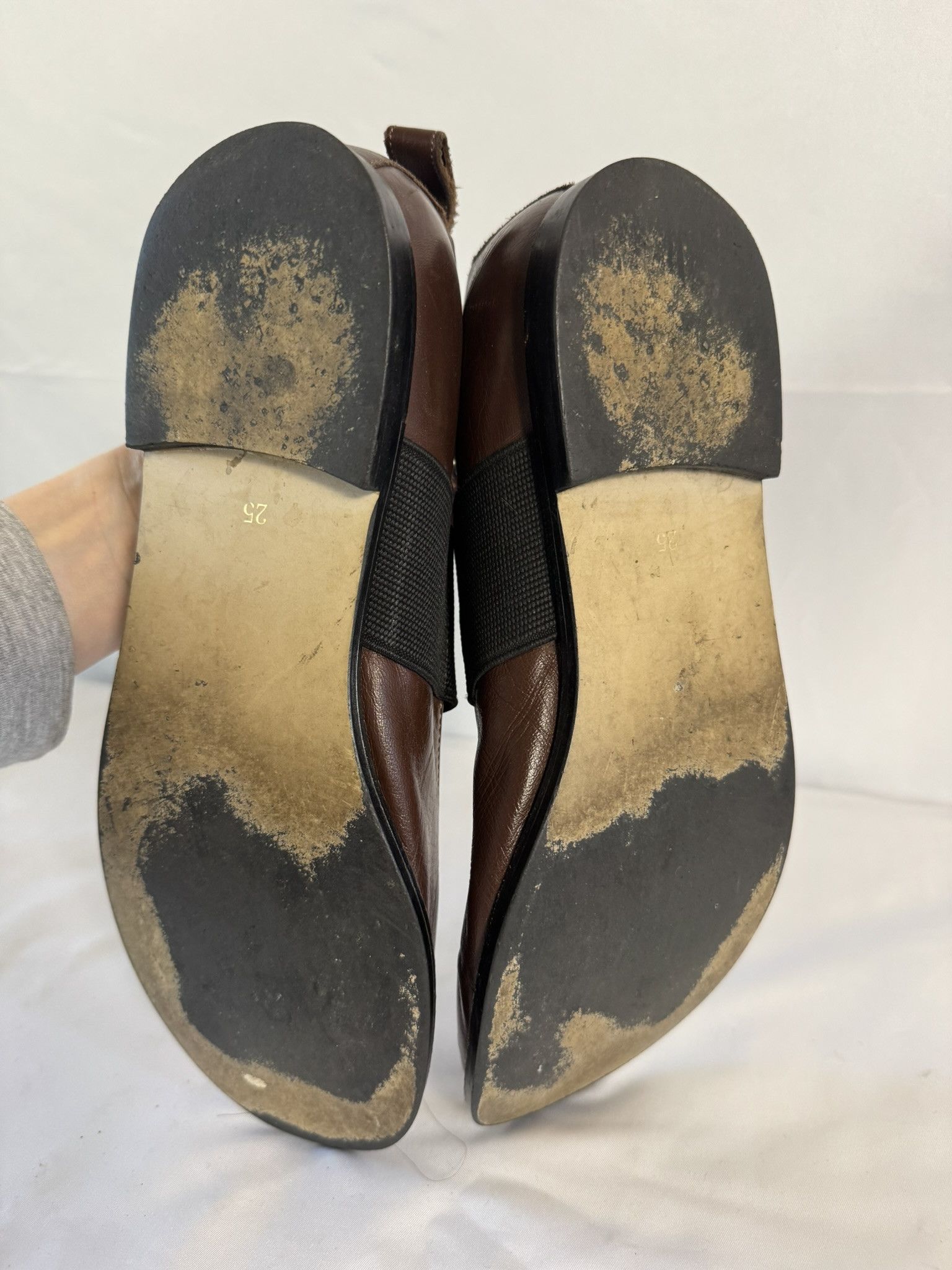 Comme des Garcons Comme des Garçons Elastic Strap Leather Mary Jane Shoes Size US 7.5 / IT 37.5 - 8 Thumbnail