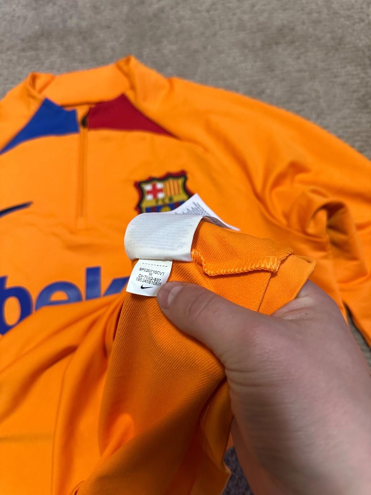Nike Nike Barcelona 2022/23 1/4 Zip Training Top Sz M Size US M / EU 48-50 / 2 - 7 Thumbnail
