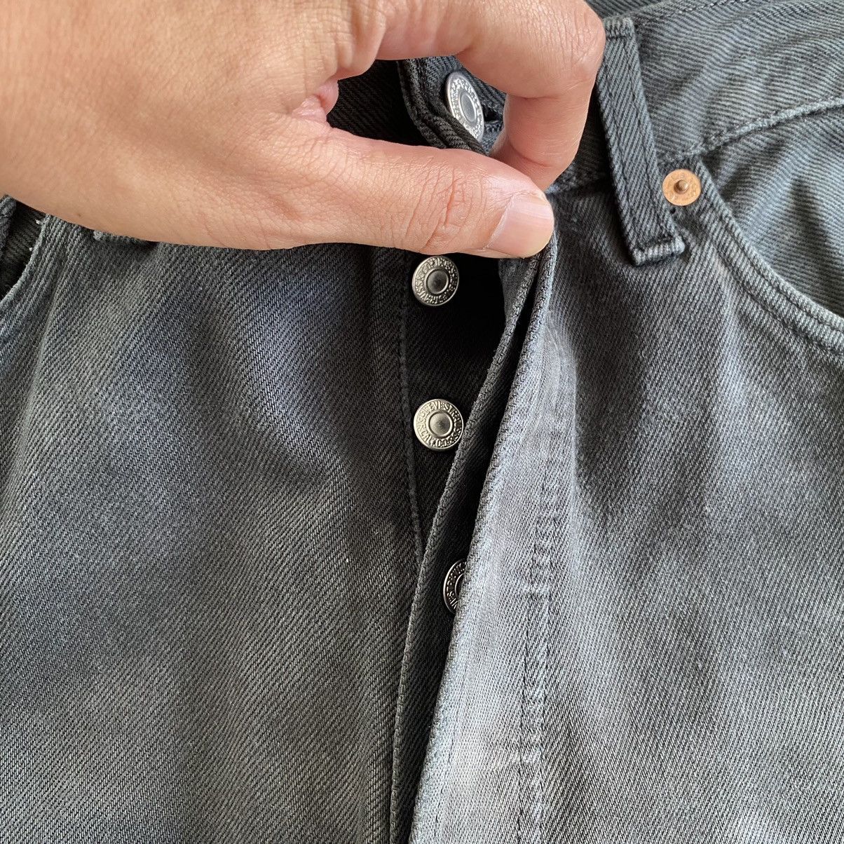 Levi's Vintage 1999 Levis 501 Faded Black Denim Jeans Size US 31 - 10 Thumbnail