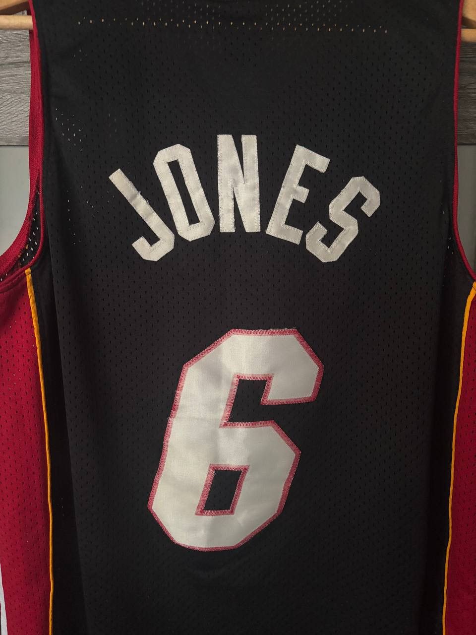 NBA Nike Eddy Jones Miami Heat NBA vintage jersey Size US L / EU 52-54 / 3 - 6 Thumbnail