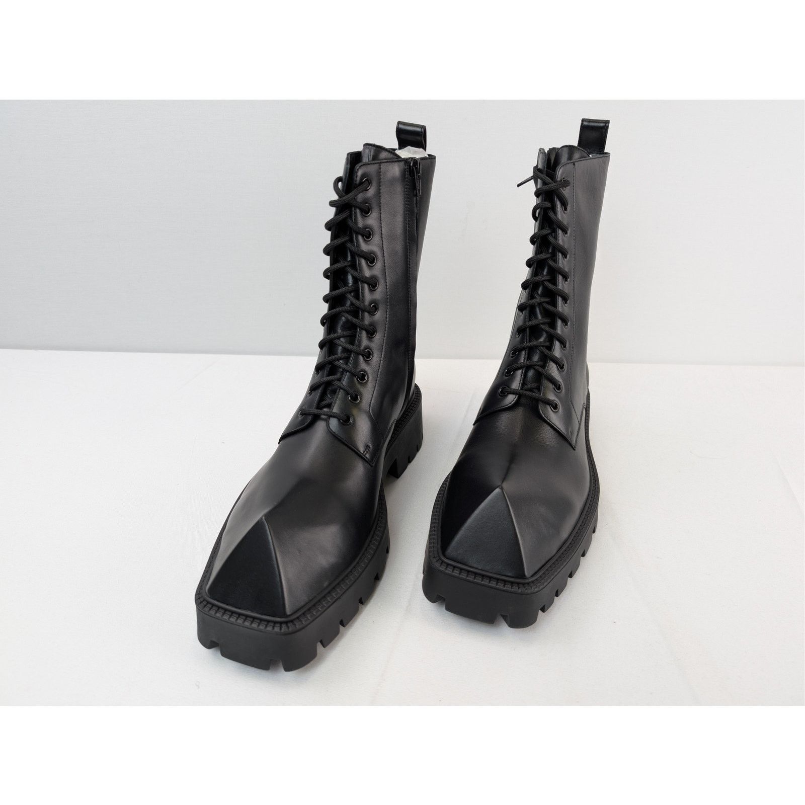 Balenciaga o1rshd1 Rhino Boots Lace-Up in Black Size US 11 / EU 44 - 8 Thumbnail