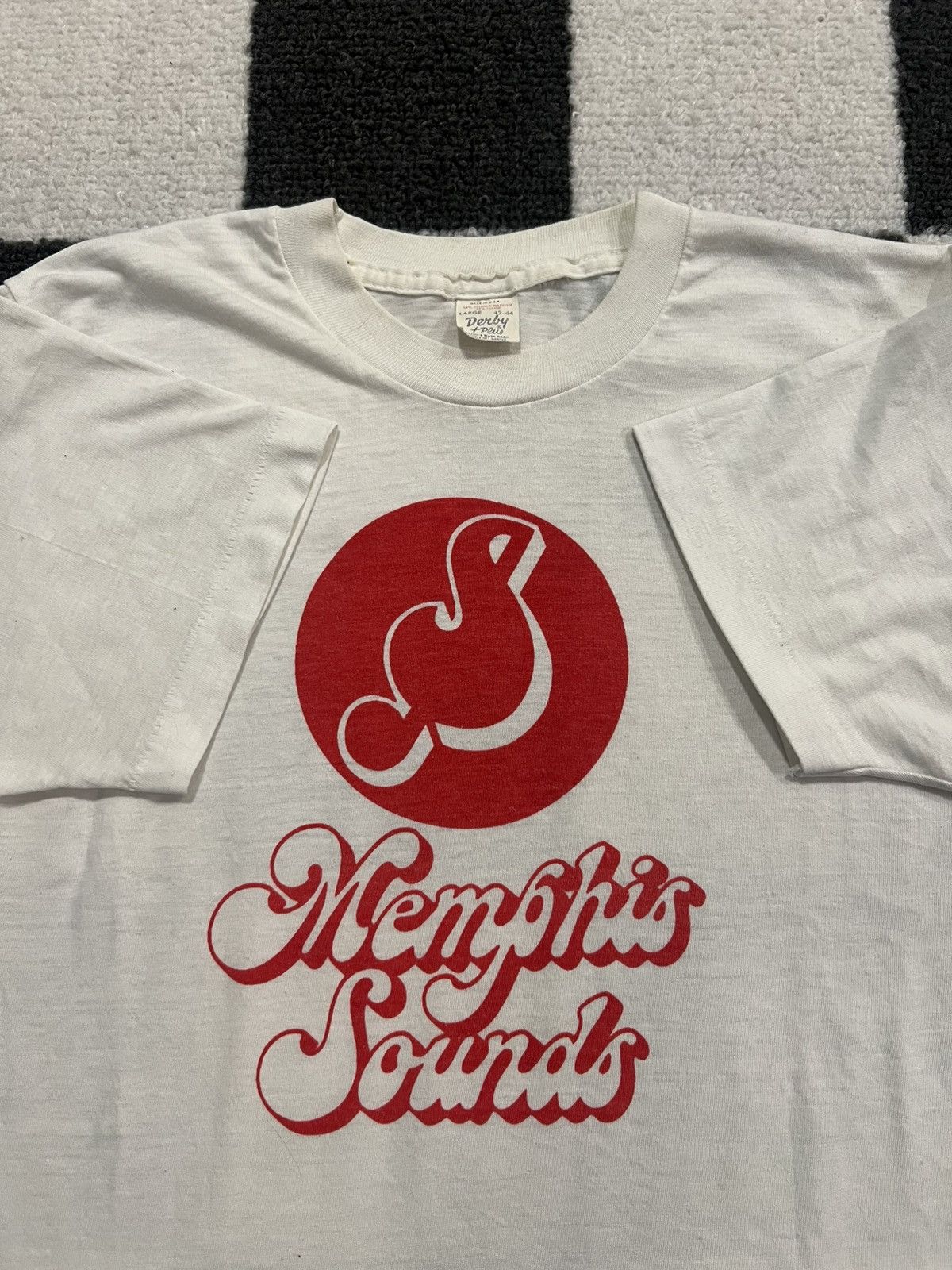 Vintage Vintage 90's Memphis Sounds Music Tee Size US L / EU 52-54 / 3 - 4 Thumbnail