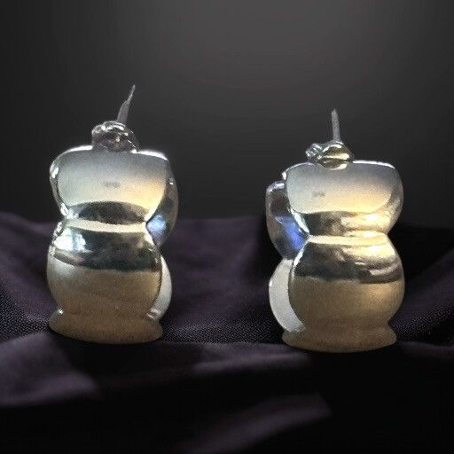 Monet Vintage Monet silver tone scalloped hoop earrings Size ONE SIZE - 2 Thumbnail