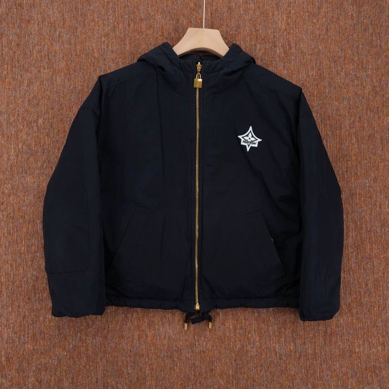 Louis Vuitton louis vuitton black reversible ski jacket-dmc Size US S / EU 44-46 / 1 - 1 Thumbnail