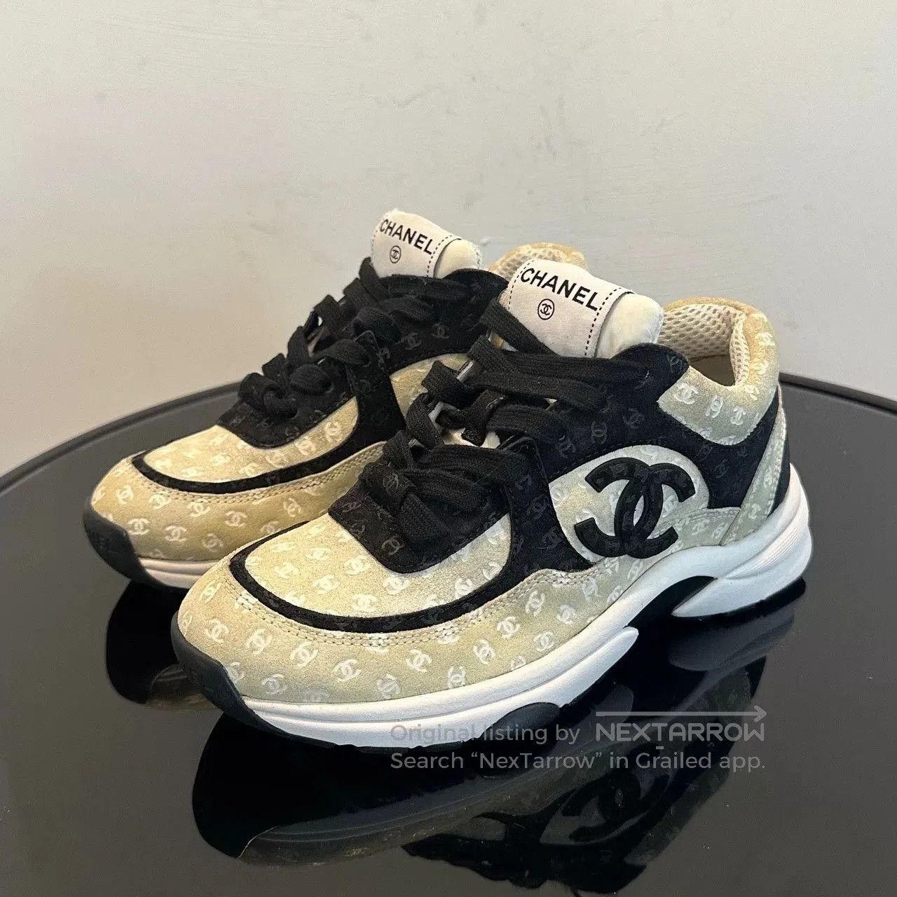 Chanel chanel logo printed low. Size US 6 / IT 36 - 1 Thumbnail