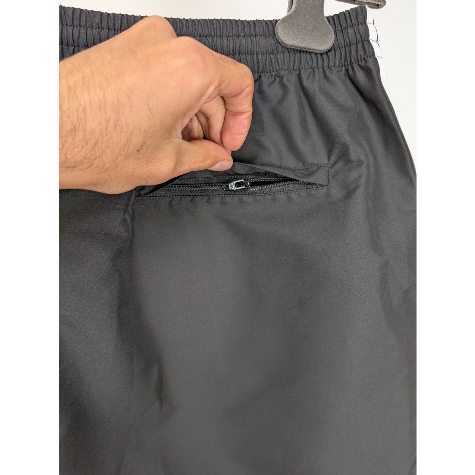 Adidas × Balenciaga o1rshd1 Swim Shorts in Black Size US 34 / EU 50 - 11 Thumbnail