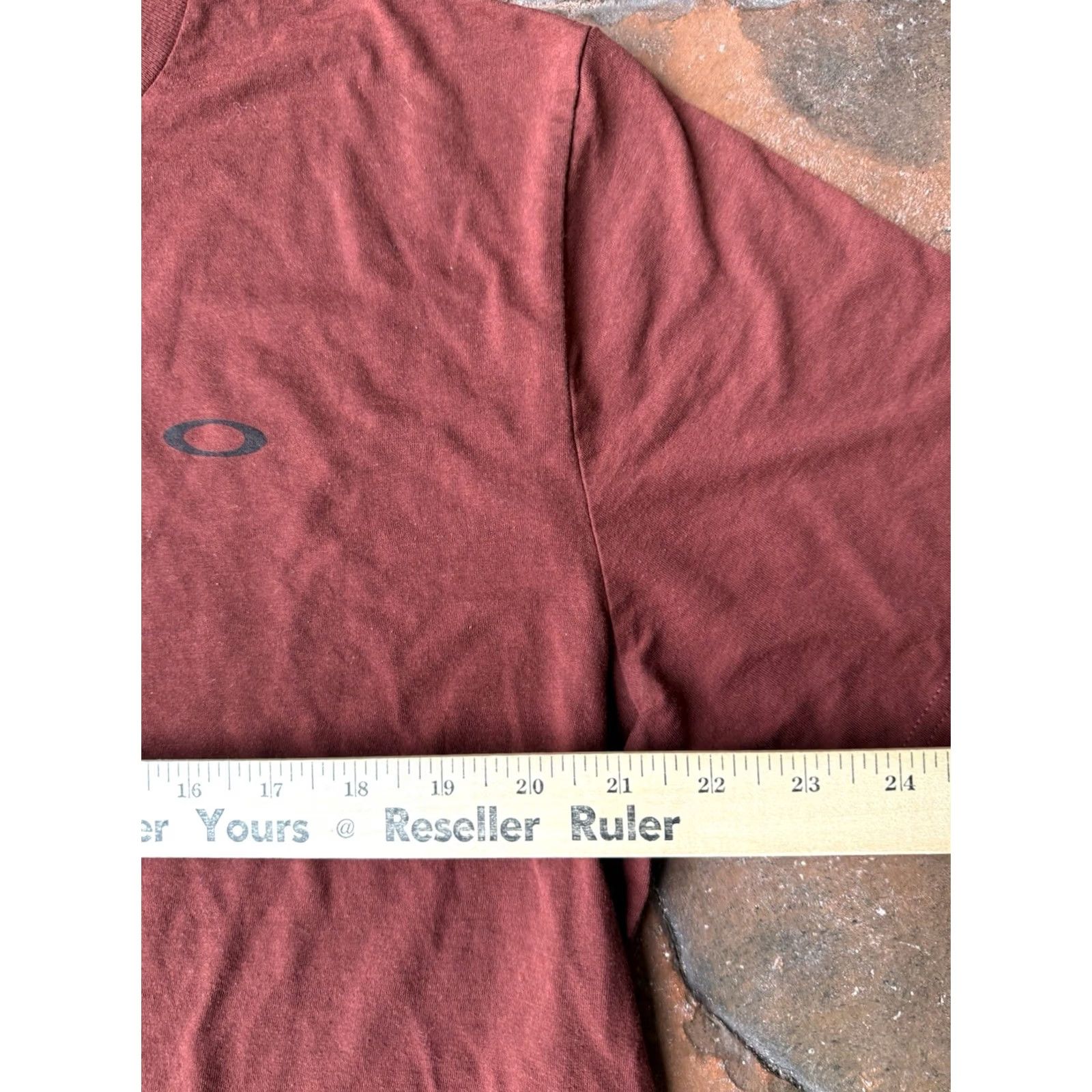 Oakley Oakley Logo Essential T-Shirt Men’s XL Regular Burnt Orange Cotton Short Sleeve Crew Neck Logo Outdoor 90s? Size US XL / EU 56 / 4 - 4 Thumbnail