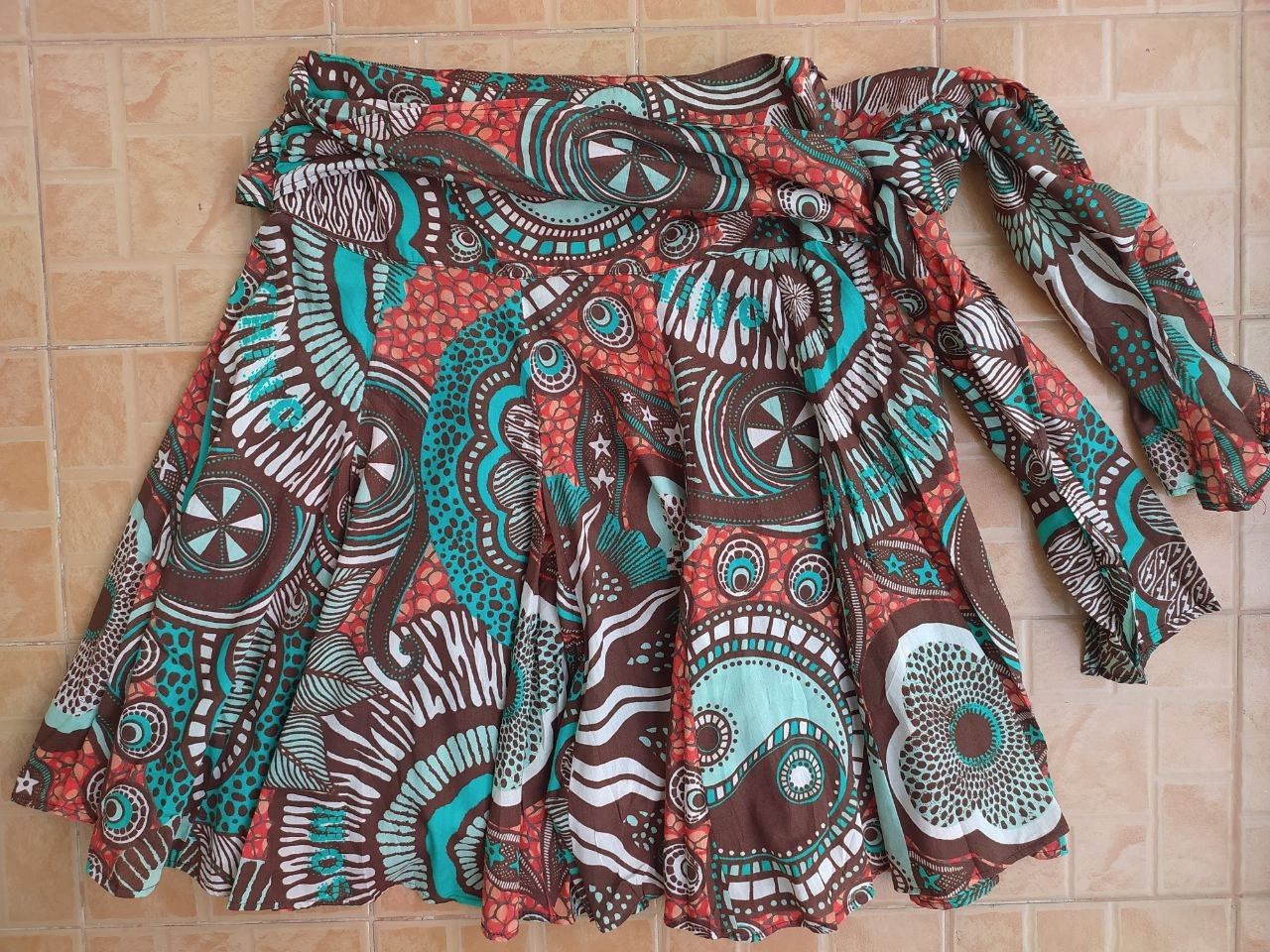 Moschino MOSCHINO jeans yin yang cotton pleated skirt size 34 uk 6 Size 26" / US 2 / IT 38 - 1 Thumbnail
