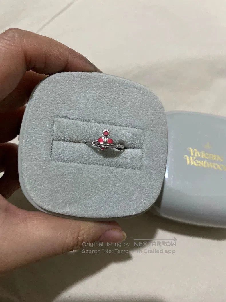 Vivienne Westwood Vivienne Westwood Vintage Silver Heart Ring. Size ONE SIZE - 1 Thumbnail