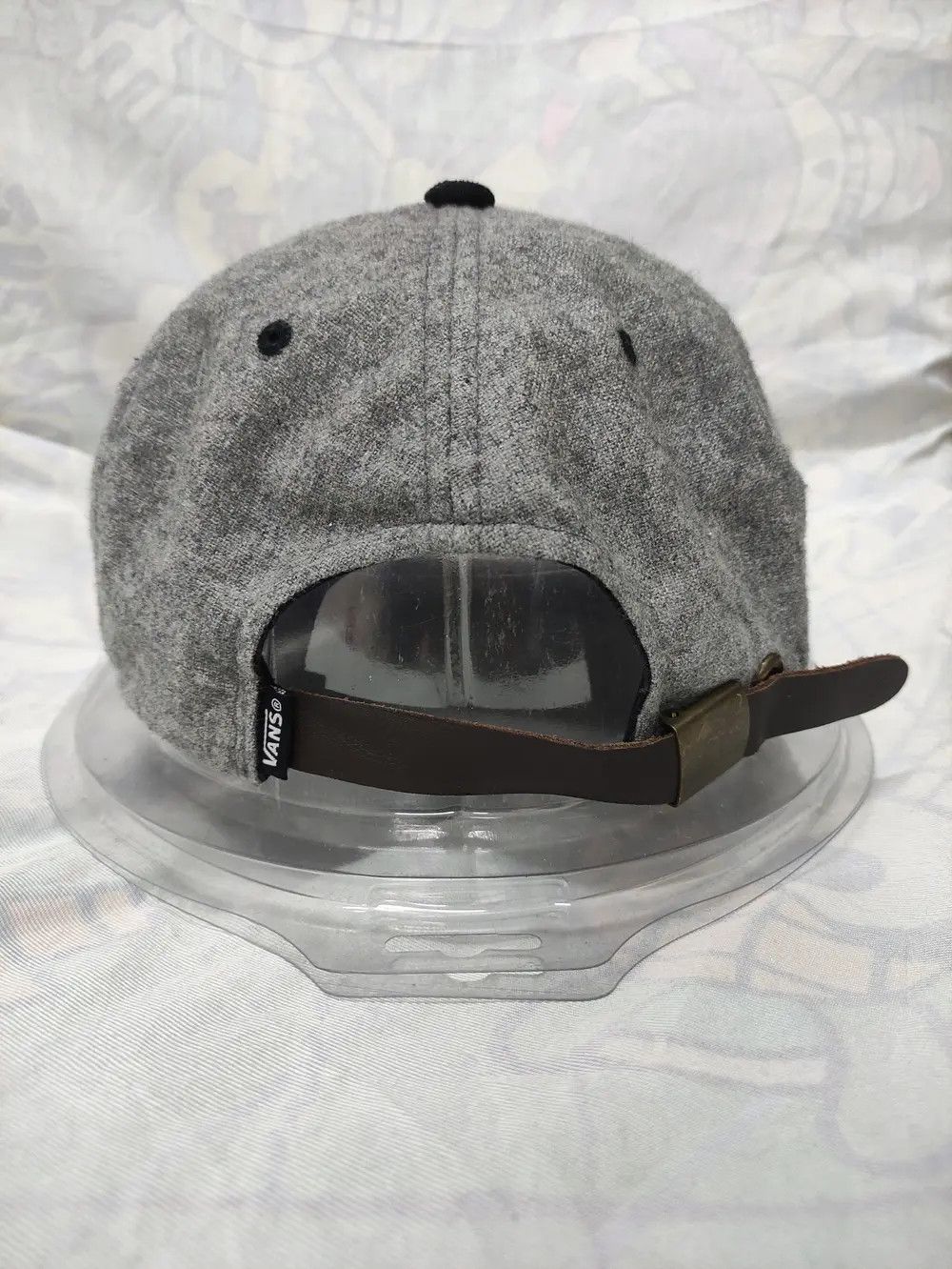 Vans VANS LOGO"V" VINTAGE CAP Size ONE SIZE - 4 Thumbnail