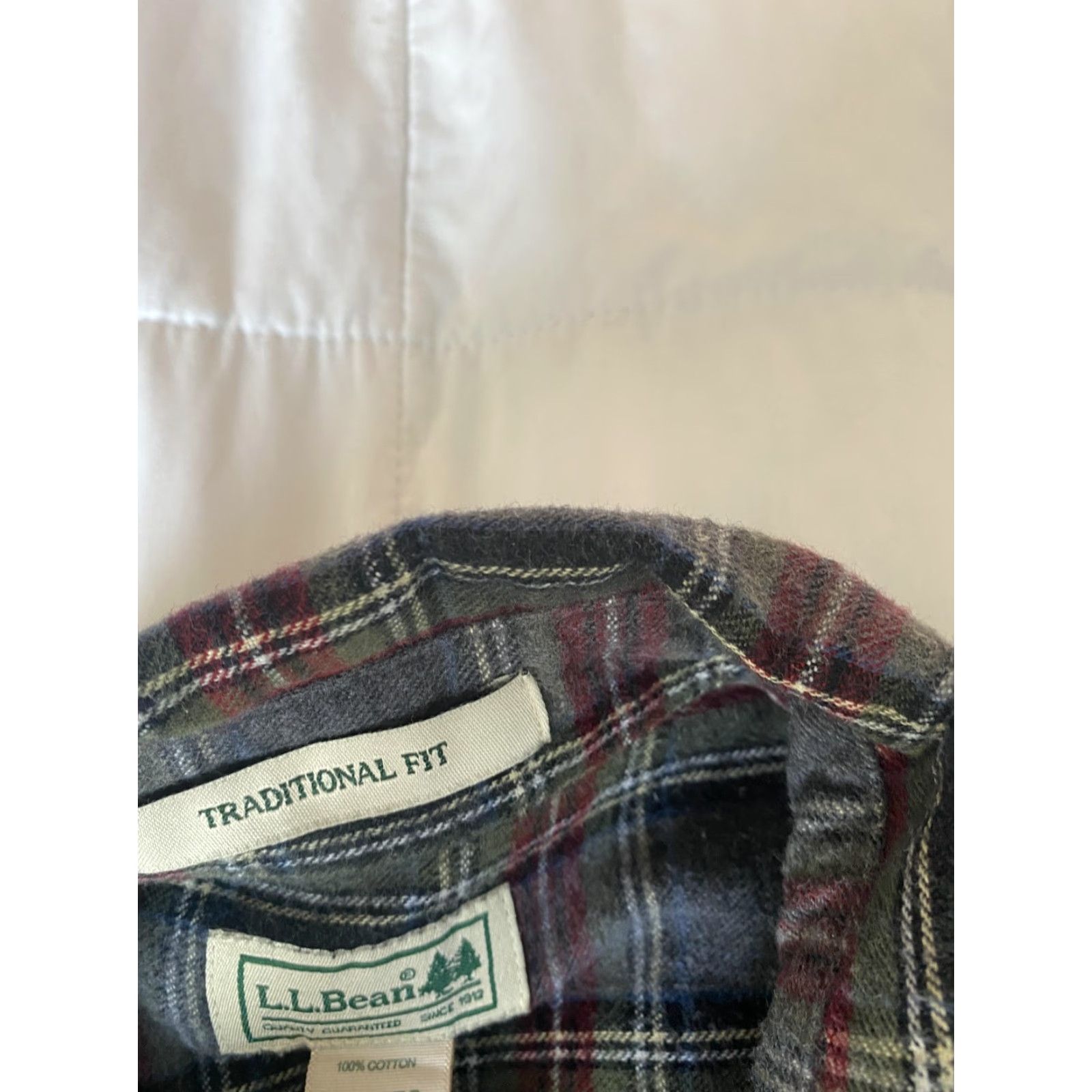Vintage LL Bean Shirt Mens XL Gray Red Plaid Flannel Traditional Fit Button Up Pocket Size US XL / EU 56 / 4 - 6 Thumbnail