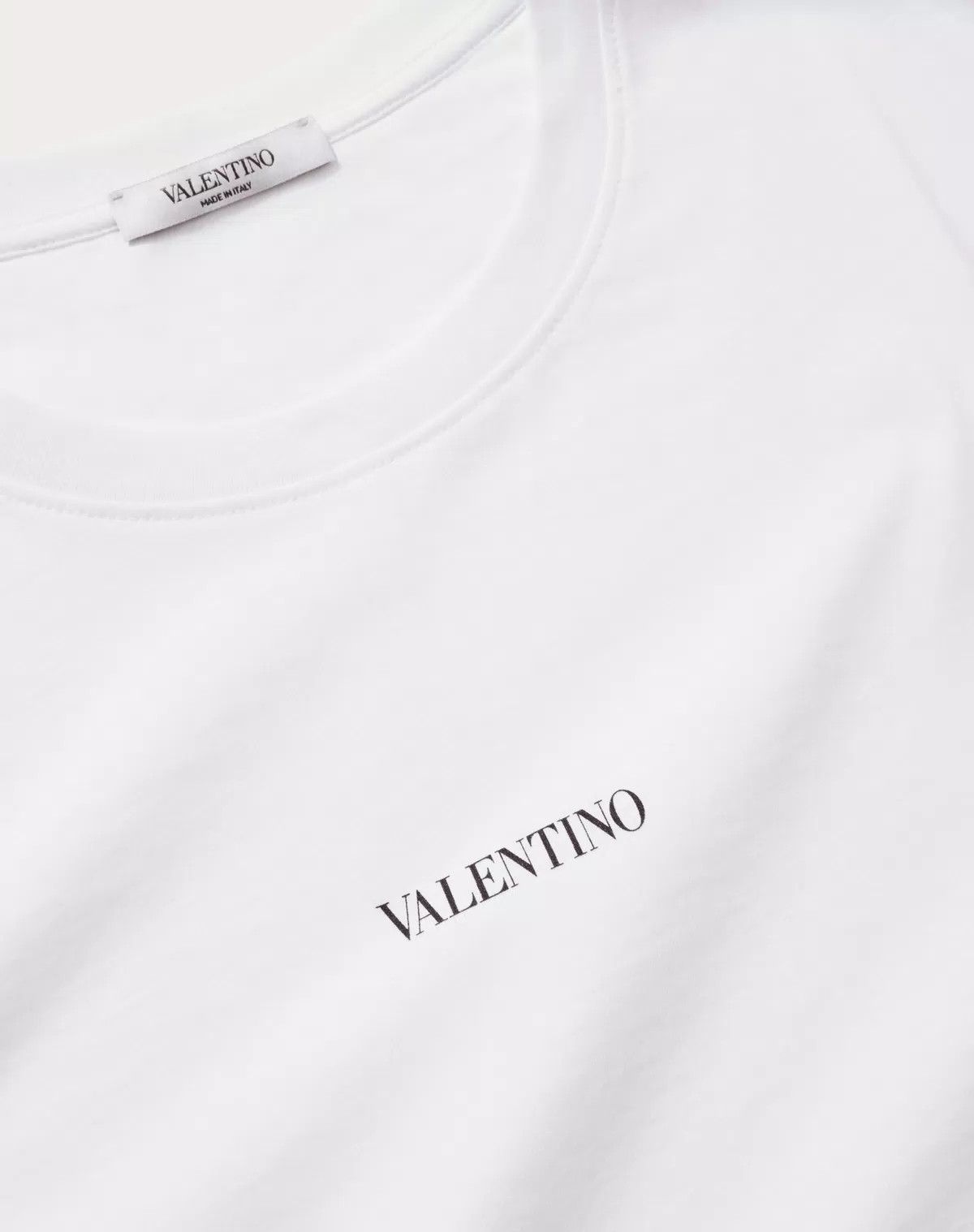 Valentino oc11z0725 T-Shirt With Valentino Print in White Size US M / EU 48-50 / 2 - 9 Thumbnail