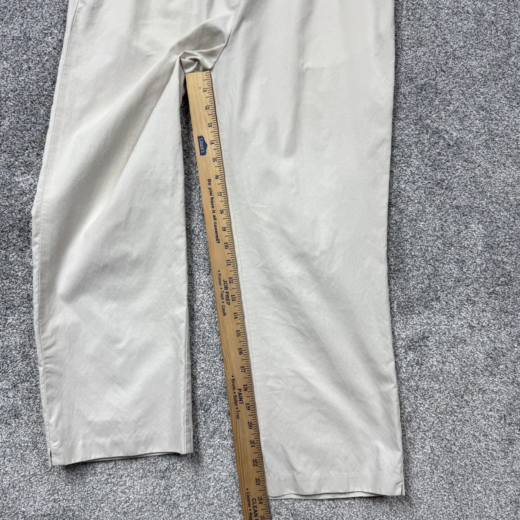 Tommy Hilfiger VINTAGE Tommy Hilfiger Golf Pants Womens 12 Beige Chino Straight Leg Pleated Casual Size 34" / US 12 / IT 48 - 3 Thumbnail