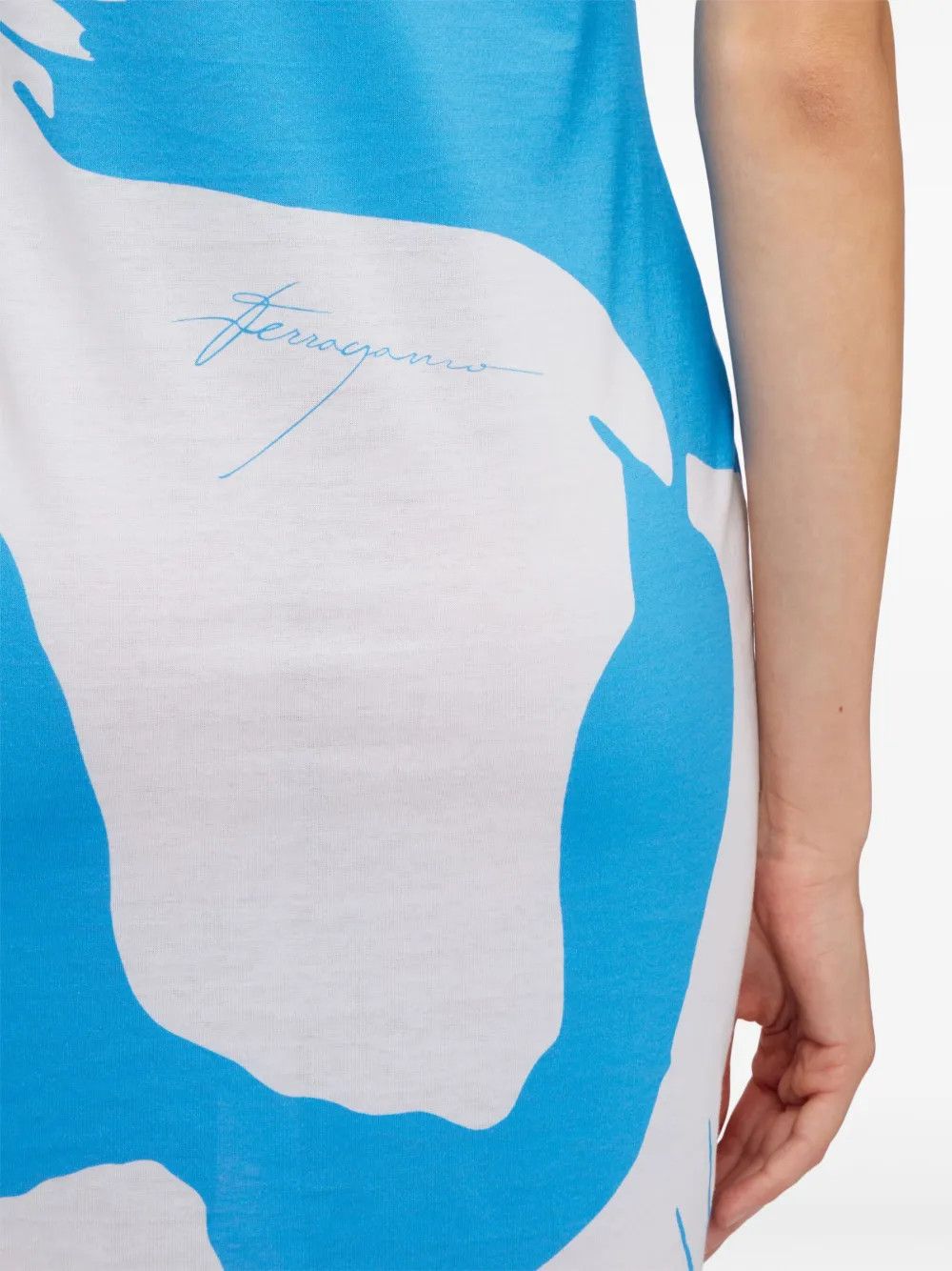 Salvatore Ferragamo o1s1rm0126 Midi Dress in White/Blue Size M / US 6-8 / IT 42-44 - 3 Thumbnail