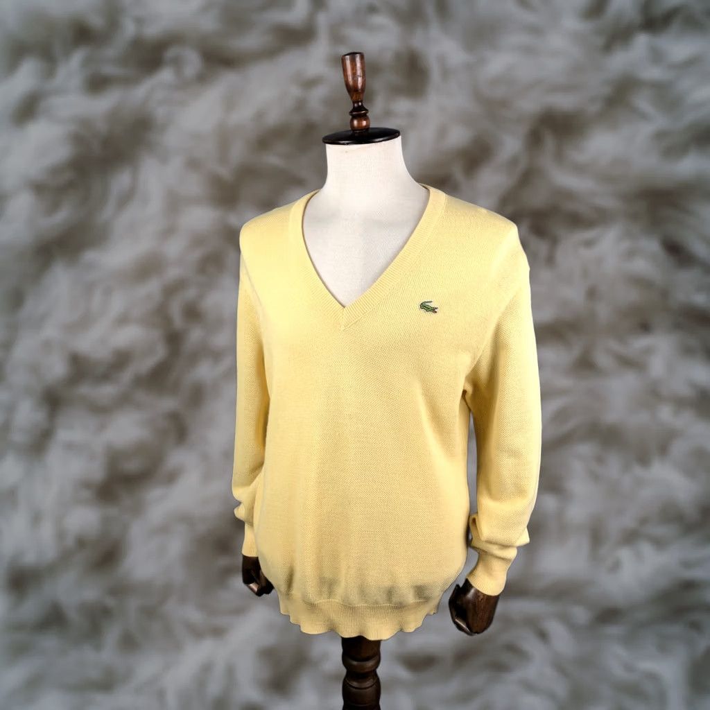 Vintage Lacoste Chemise Men Pullover Size 6 Yellow Wool Blend Sweater V-Neck Ribbed Logo Embroidered Knit Long Sleeve Size US S / EU 44-46 / 1 - 1 Thumbnail